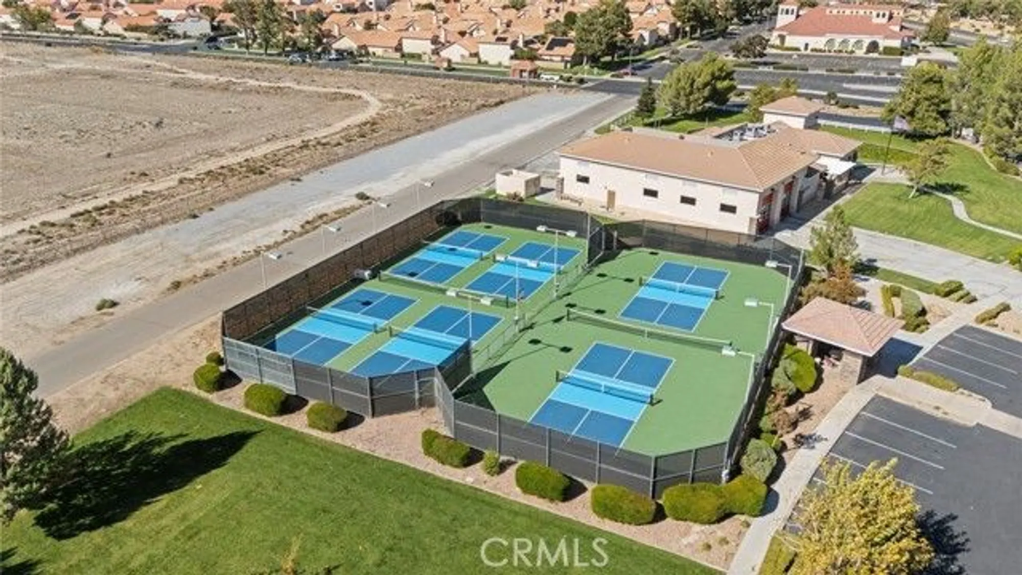 Property Slideshow image 24 of 27 | 19156 doral st, Apple Valley, CA, 92308