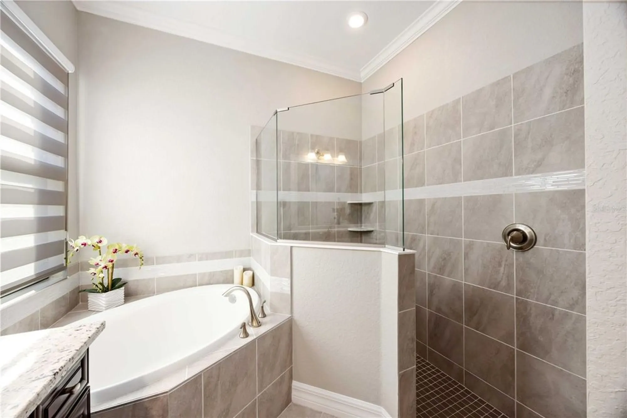 Property Slideshow image 30 of 100 | 25064 spartina dr, Venice, FL, 34293