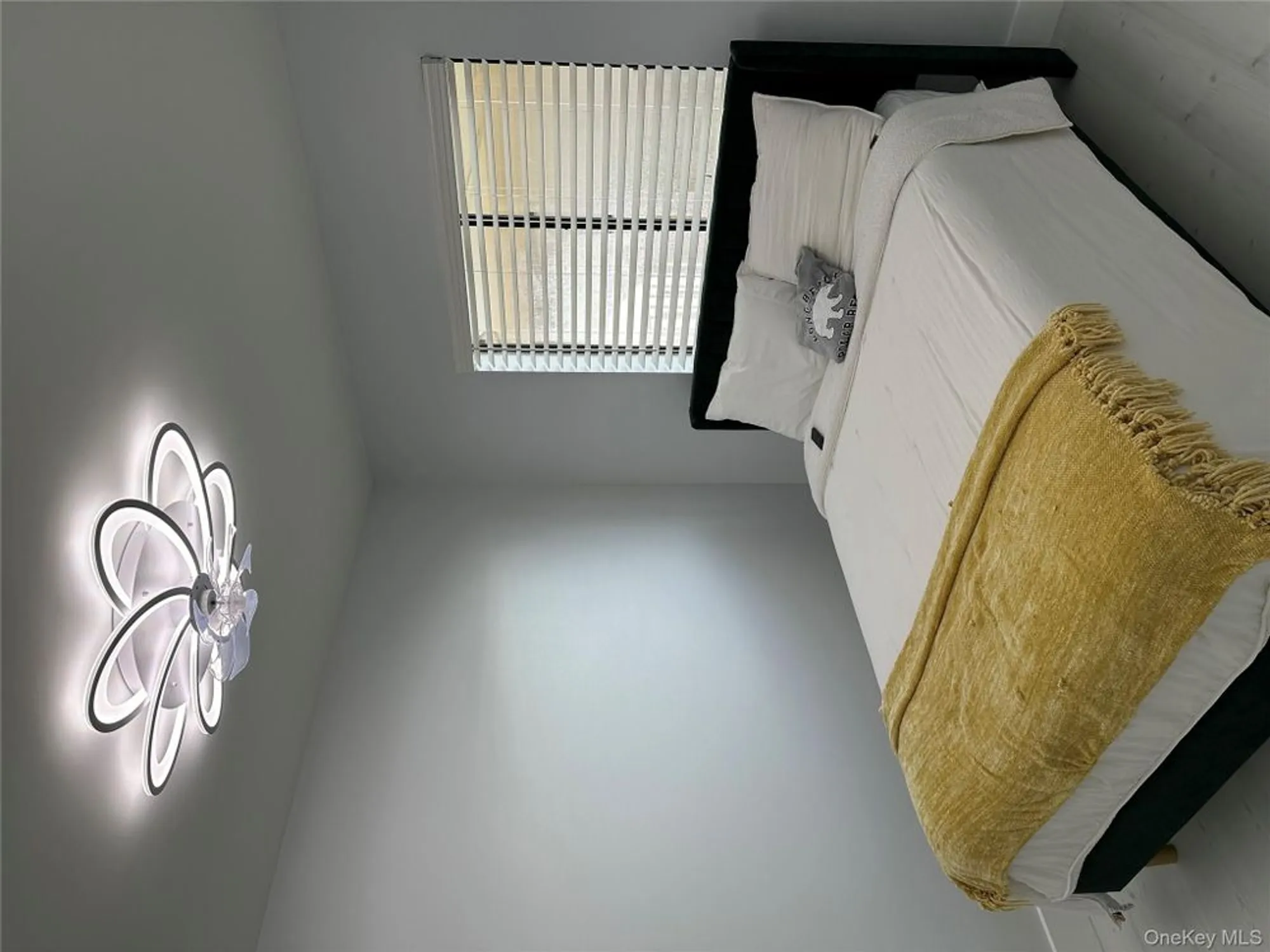 Property Slideshow image 9 of 13 | 5280 las verdes cir 307, Delray Beach, FL, 33484