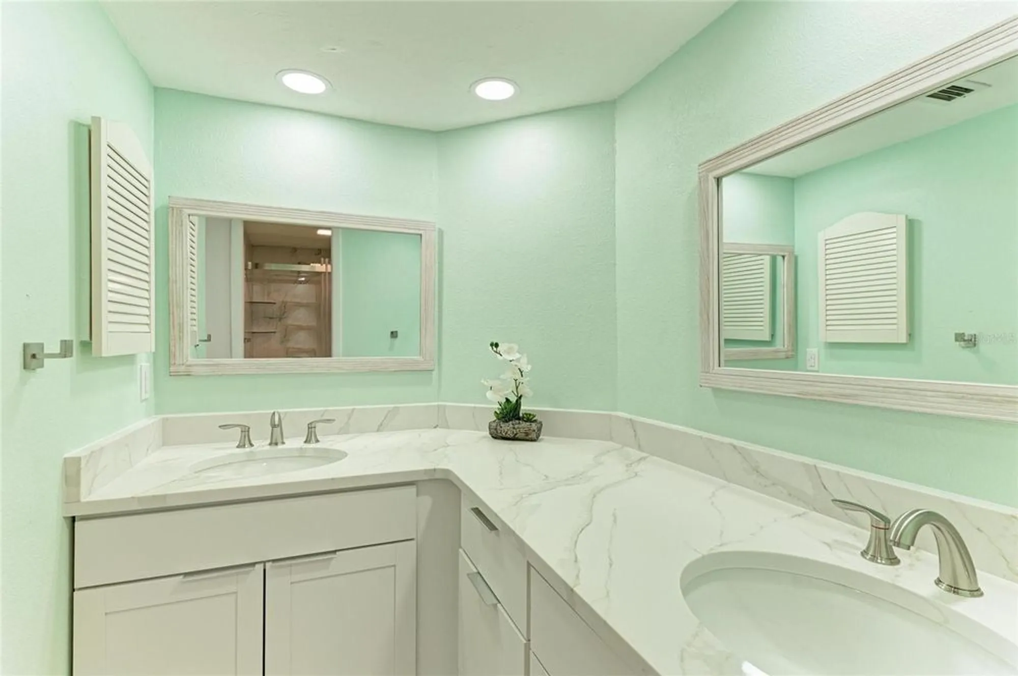 Property Slideshow image 30 of 66 | 628 estuary dr, Bradenton, FL, 34209