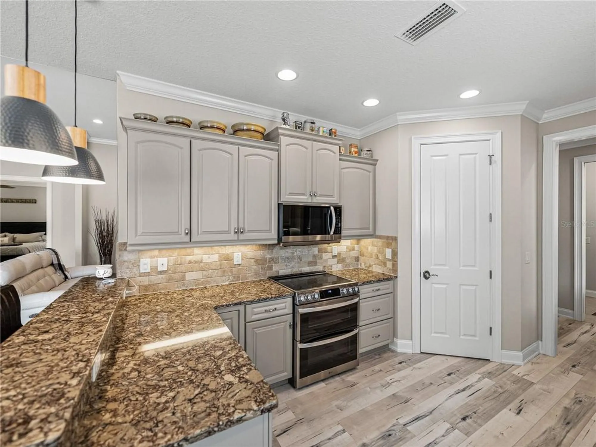 Property Slideshow image 24 of 77 | 8152 lake james dr, Lakeland, FL, 33810