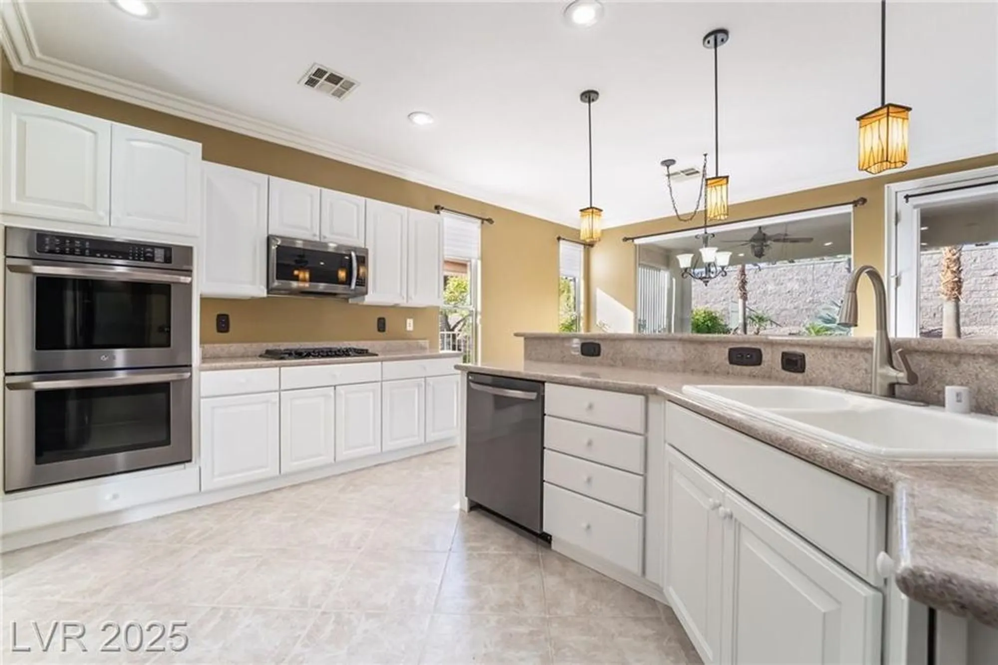 Property Slideshow image 17 of 41 | 4151 agosta luna pl, Las Vegas, NV, 89135