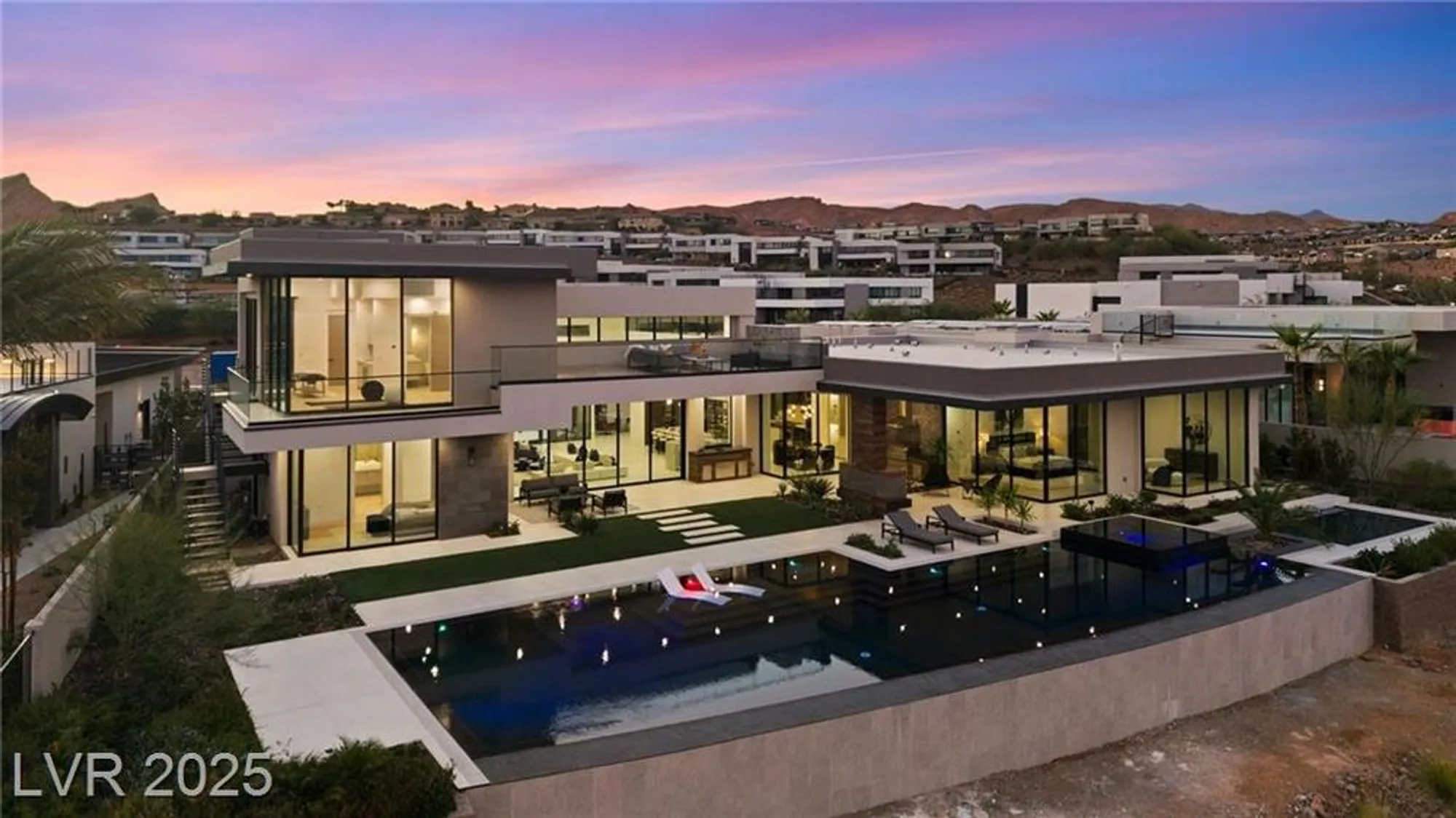 Property Slideshow image 4 of 99 | 12 rainbow point pl, Henderson, NV, 89011