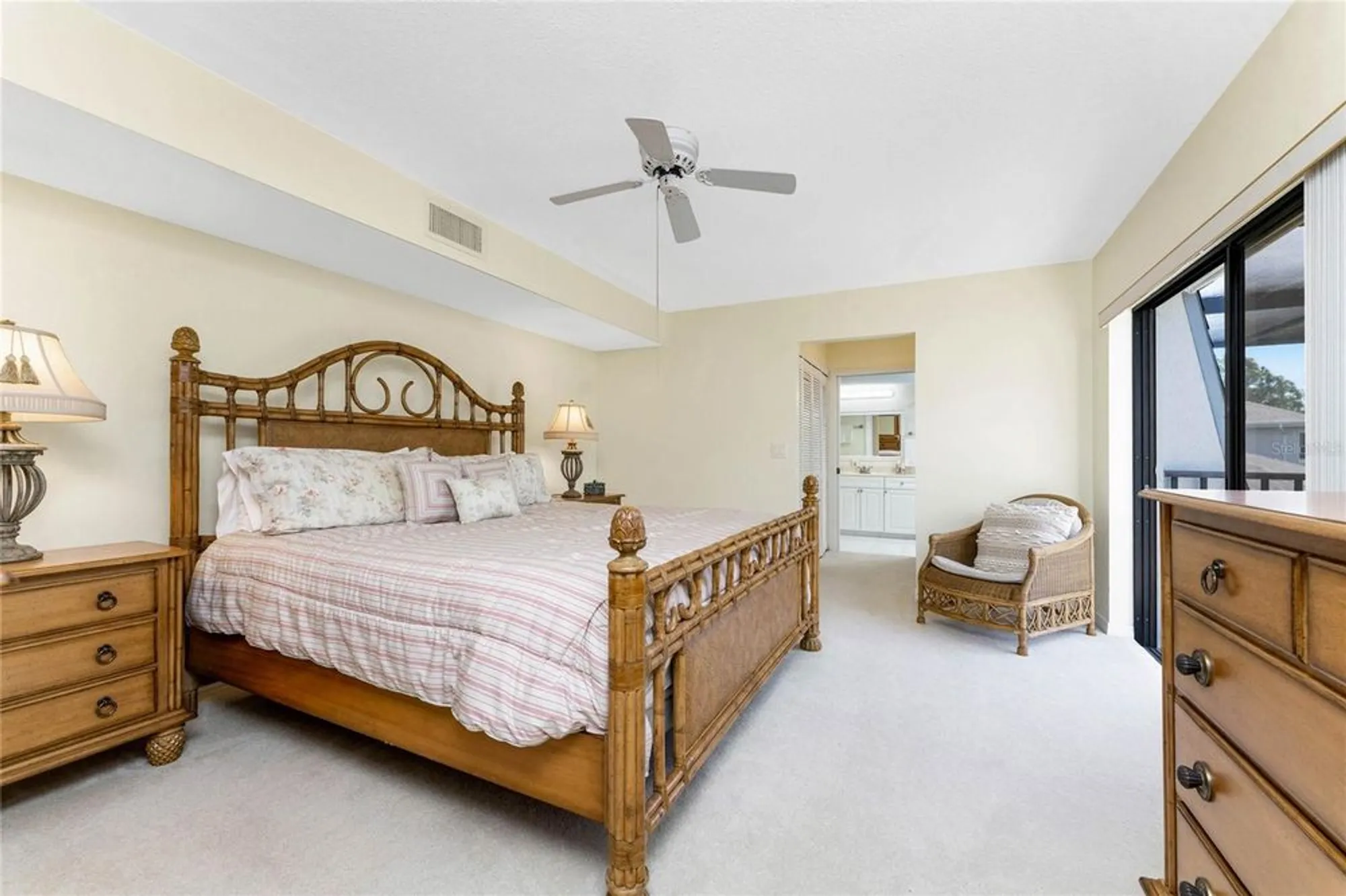 Property Slideshow image 27 of 42 | 3021 matecumbe key rd apt 4, Punta Gorda, FL, 33955