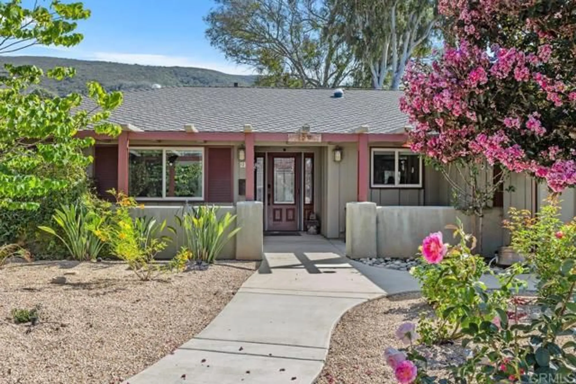 Property Slideshow image 4 of 49 | 1239 san julian pl, San Marcos, CA, 92078