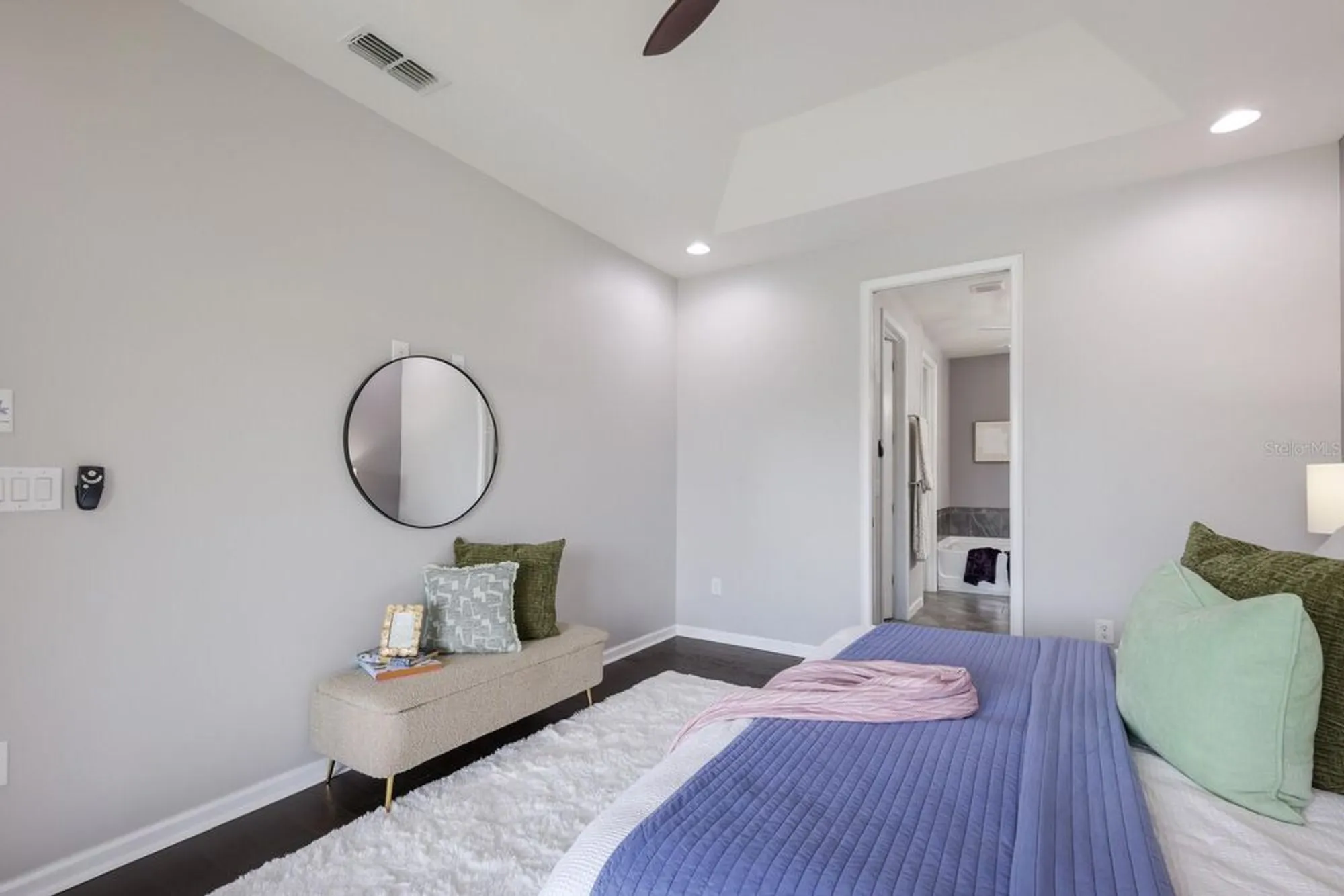 Property Slideshow image 14 of 41 | 5237 blossom cv, Lakewood Ranch, FL, 34211
