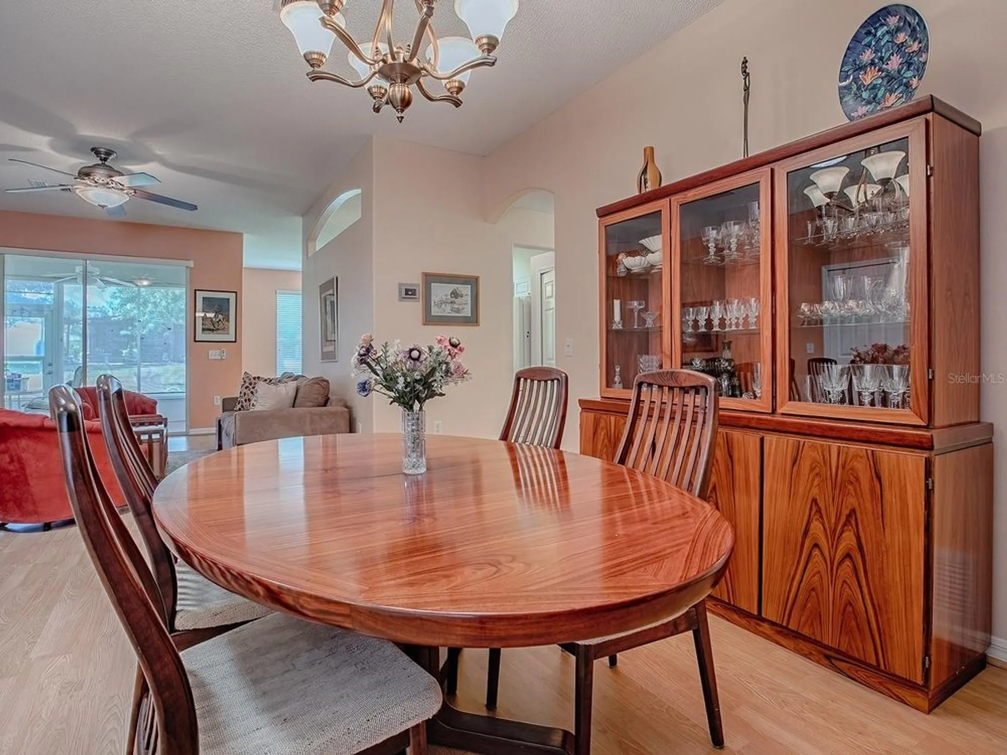 Property Slideshow image 14 of 48 | 910 eagles lndg, Leesburg, FL, 34748