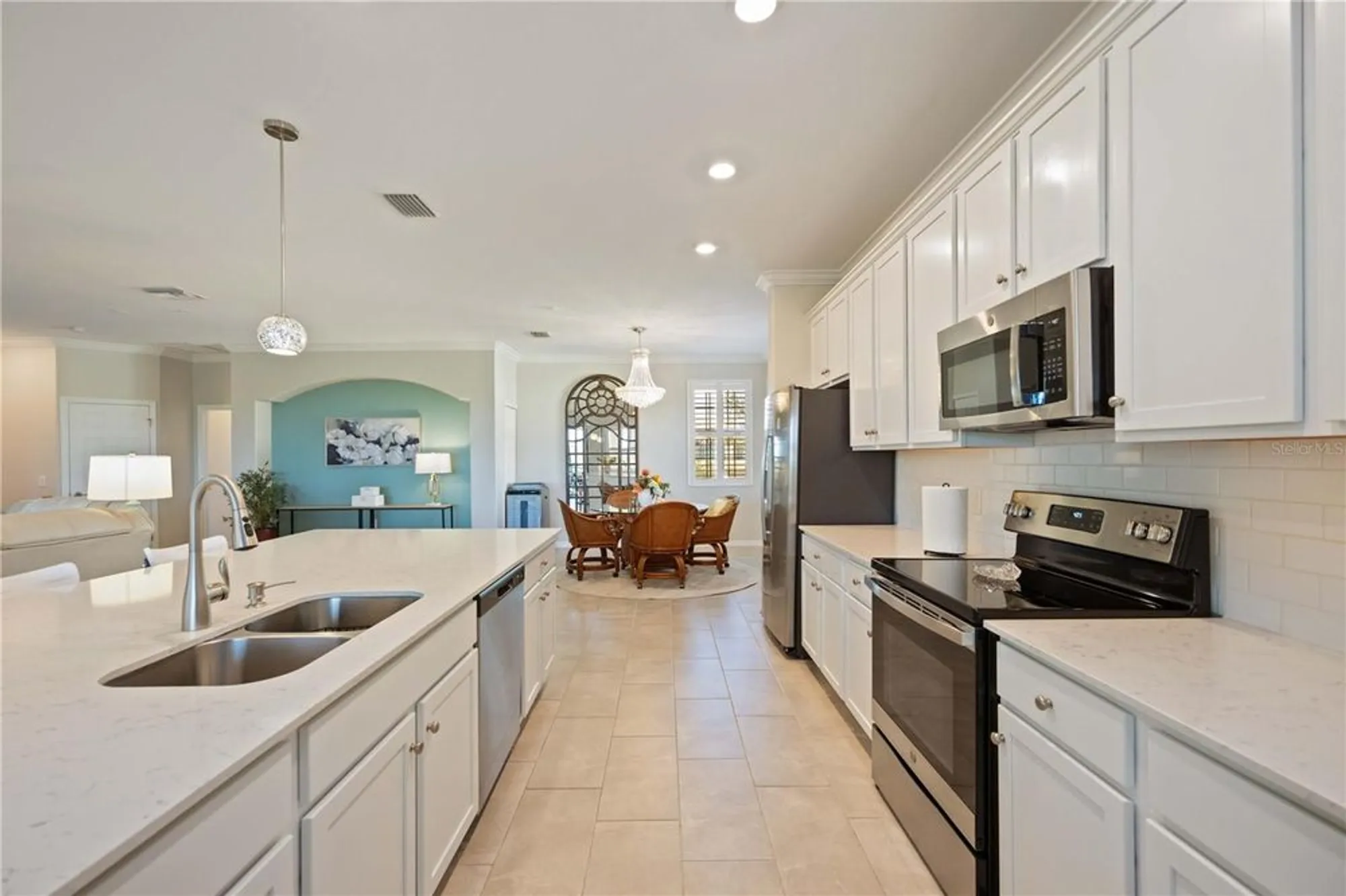 Property Slideshow image 11 of 92 | 10817 tarflower dr unit 201, Venice, FL, 34293