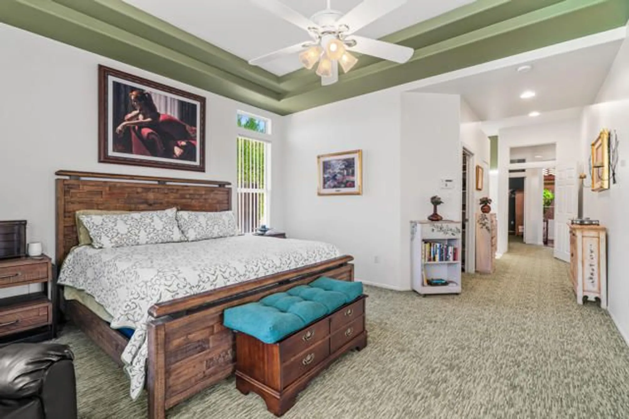 Property Slideshow image 28 of 56 | 44129 royal troon dr, Indio, CA, 92201