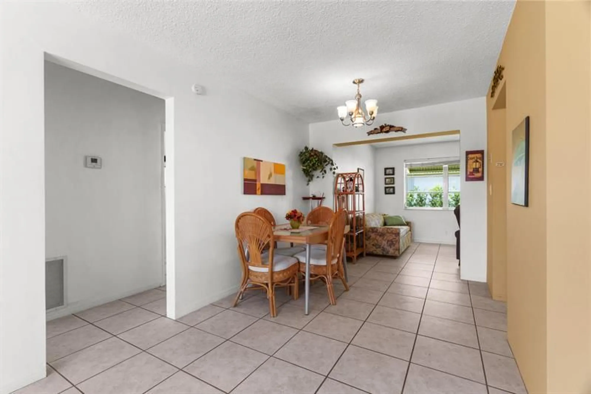 Property Slideshow image 11 of 35 | 4510 nw 49th ct, Tamarac, FL, 33319