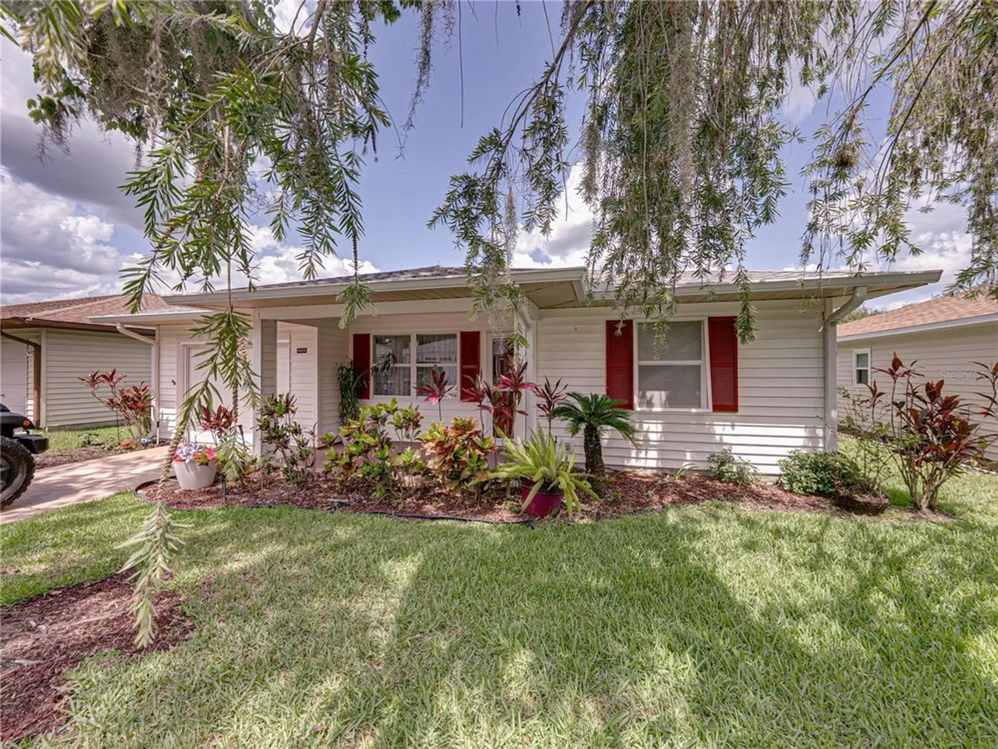 Property Slideshow image 3 of 40 | 4926 pleasant hollow trl, Lakeland, FL, 33811