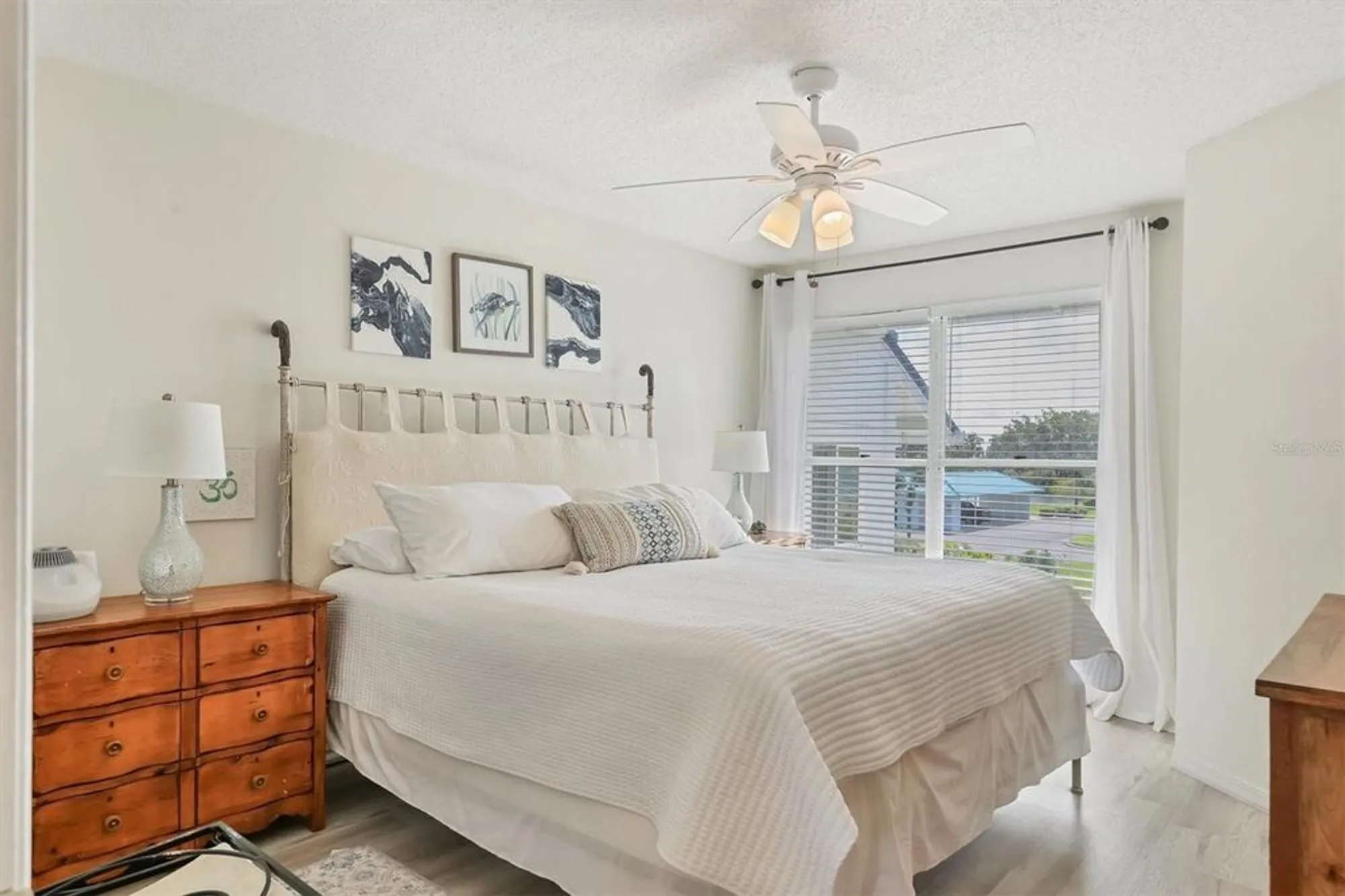 Property Slideshow image 15 of 29 | 840 audubon dr, Bradenton, FL, 34209