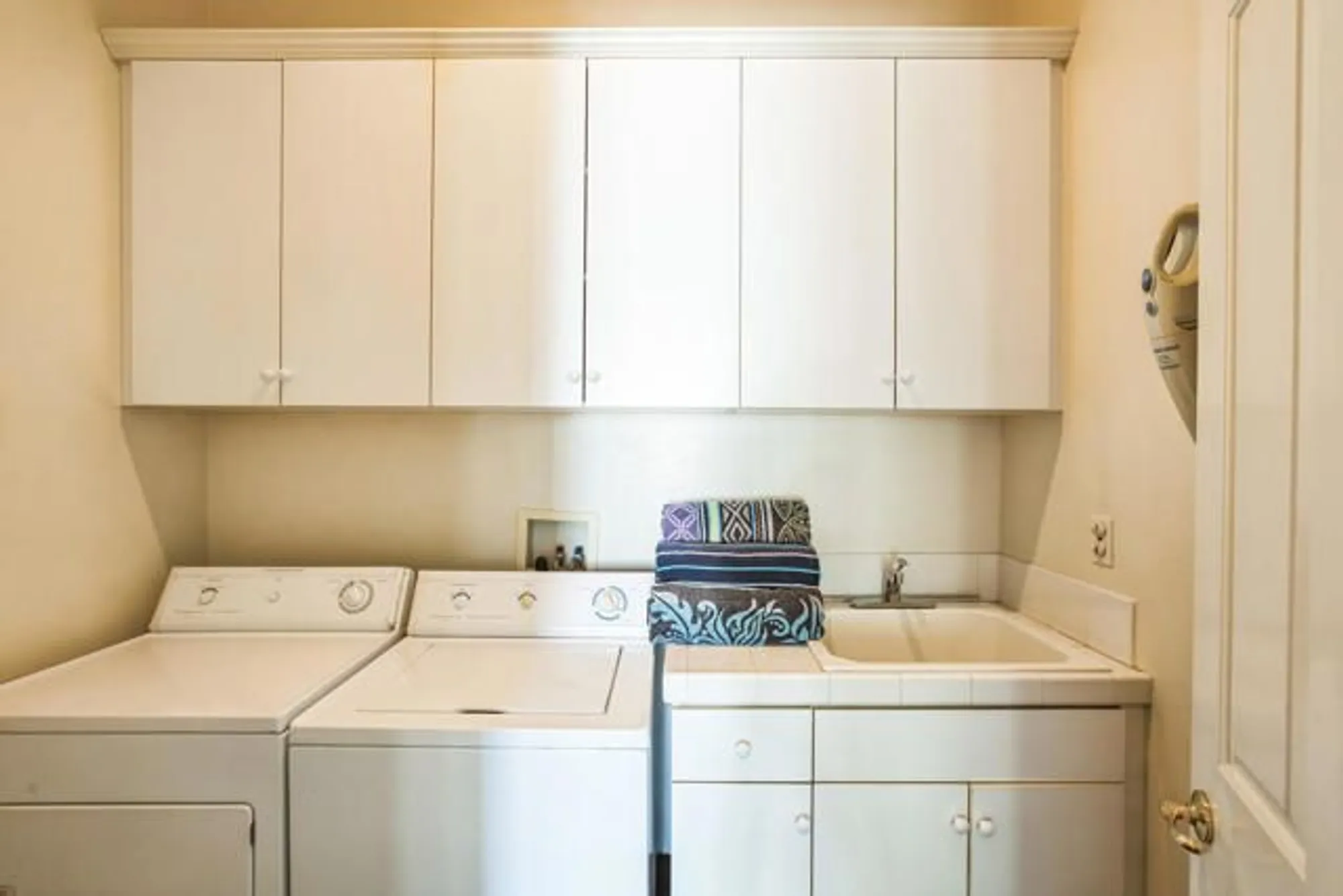 Property Slideshow image 31 of 37 | 57575 seminole dr, La Quinta, CA, 92253