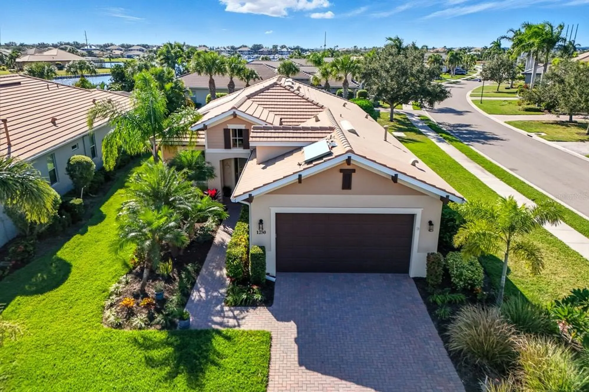 Property Slideshow image 7 of 89 | 1250 tidewater ct, Bradenton, FL, 34208