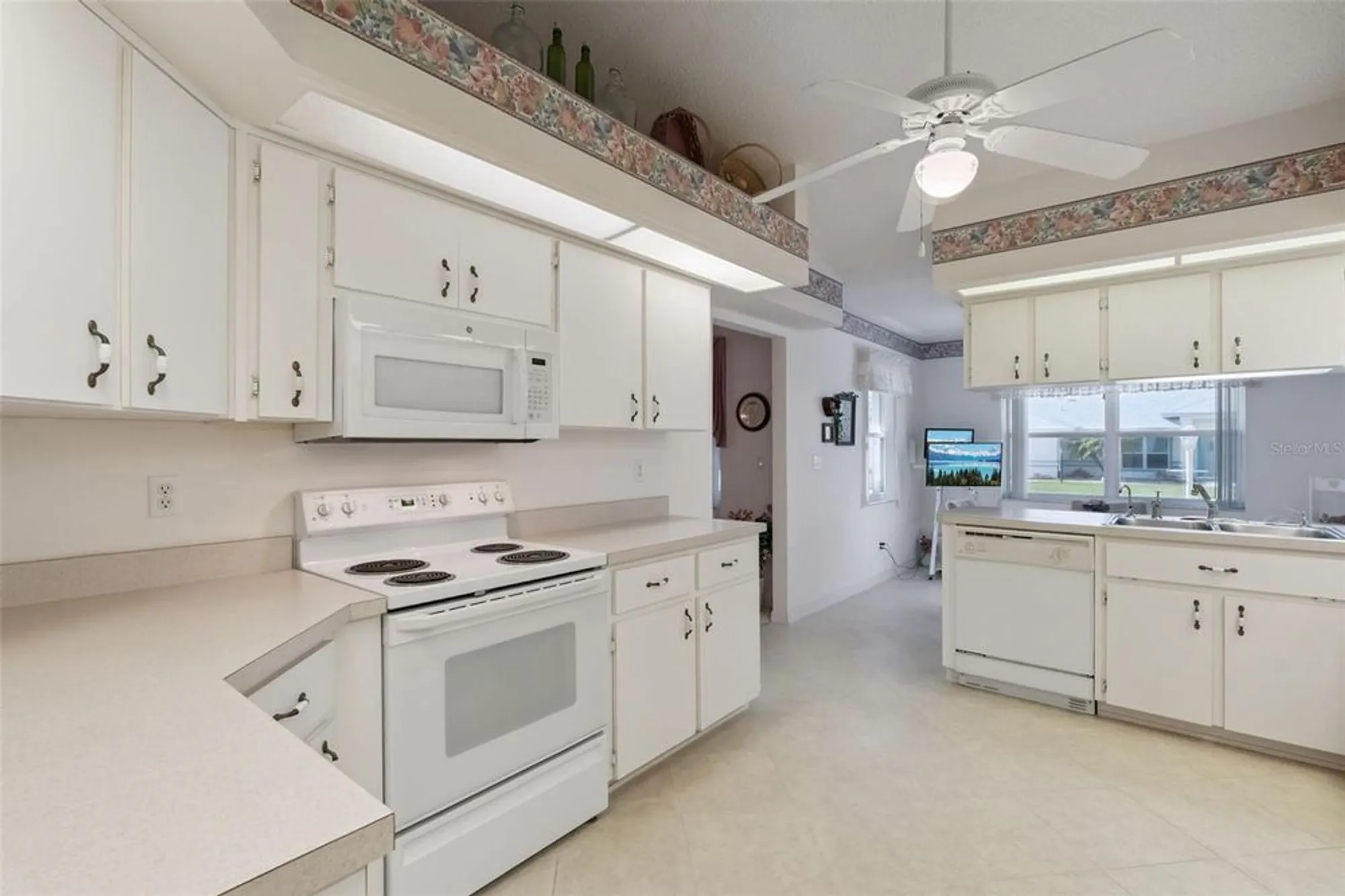 Property Slideshow image 13 of 76 | 6642 borg st, Leesburg, FL, 34748