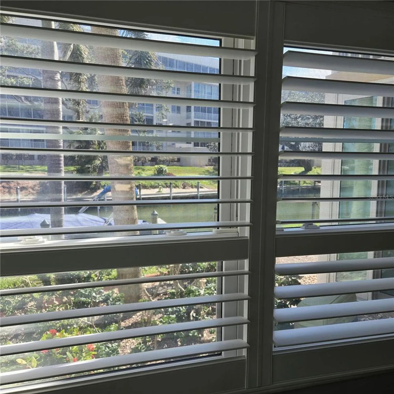 Property Slideshow image 23 of 60 | 1350 n portofino dr apt 108, Sarasota, FL, 34242