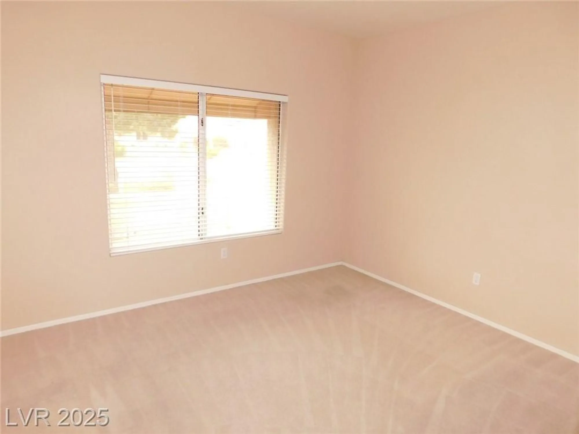 Property Slideshow image 17 of 76 | 3028 isaac river dr, Las Vegas, NV, 89134