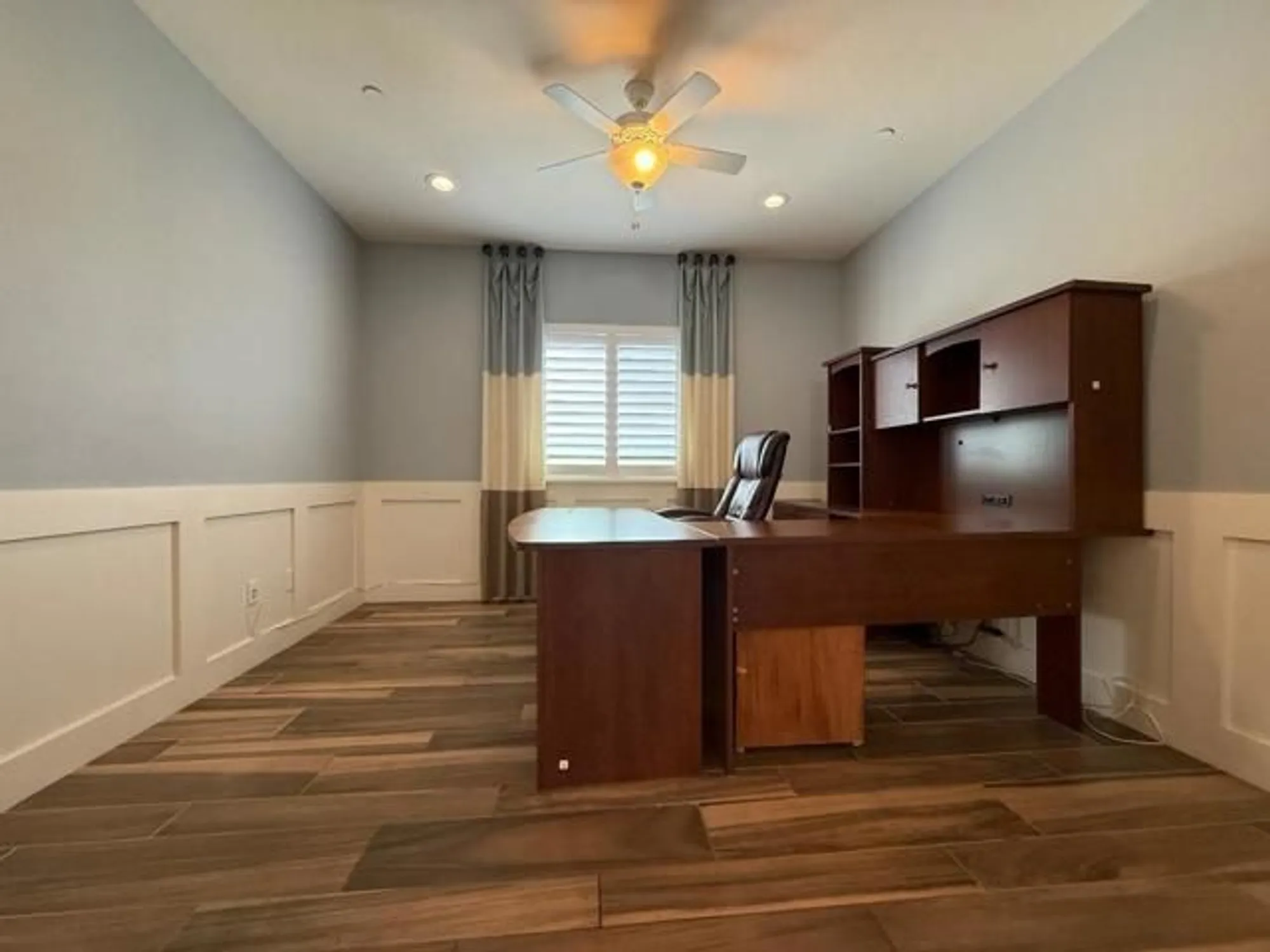 Property Slideshow image 8 of 15 | 830 auction st, Los Banos, CA, 93635