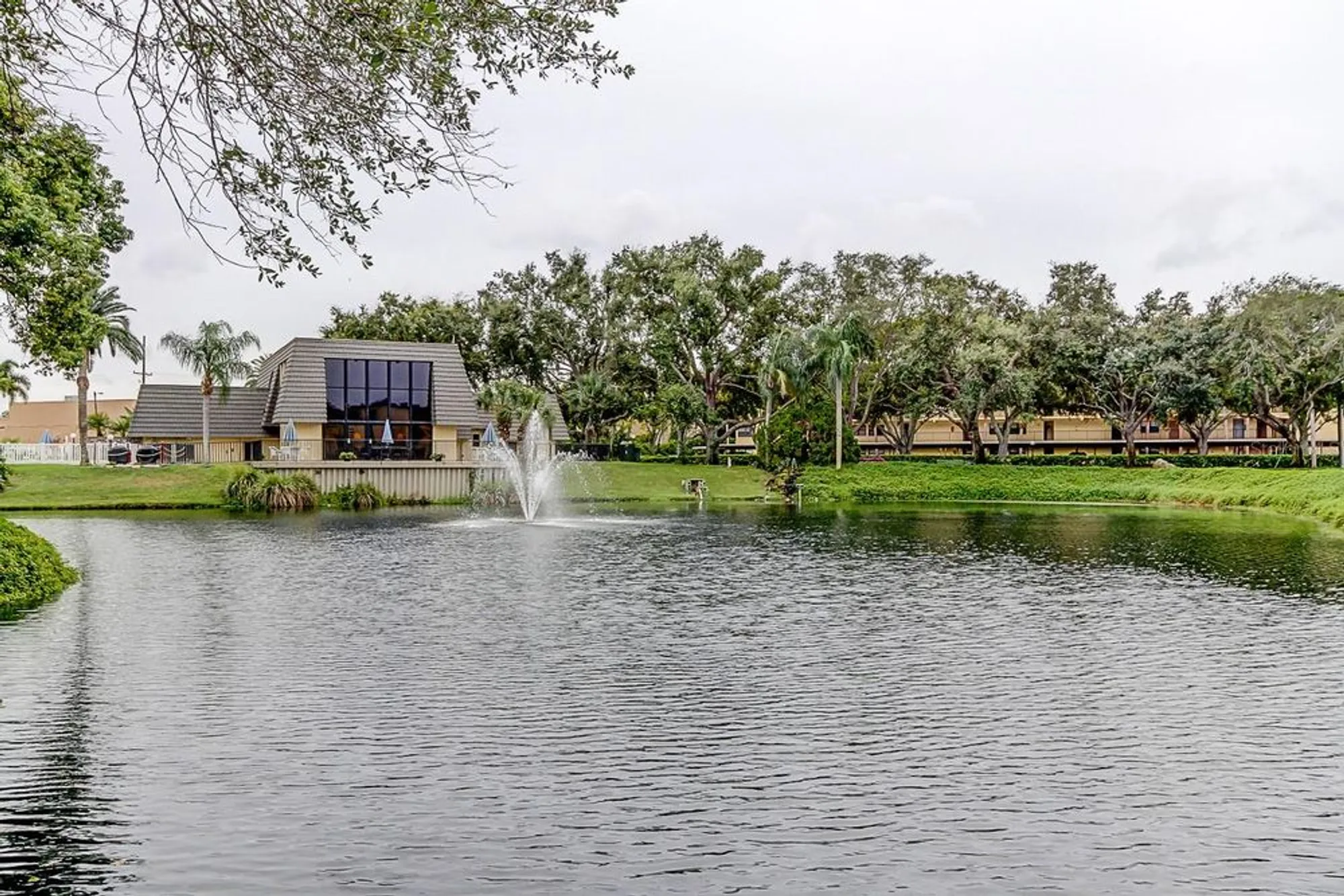 Property Slideshow image 36 of 56 | 14130 rosemary ln 3312, Largo, FL, 33774