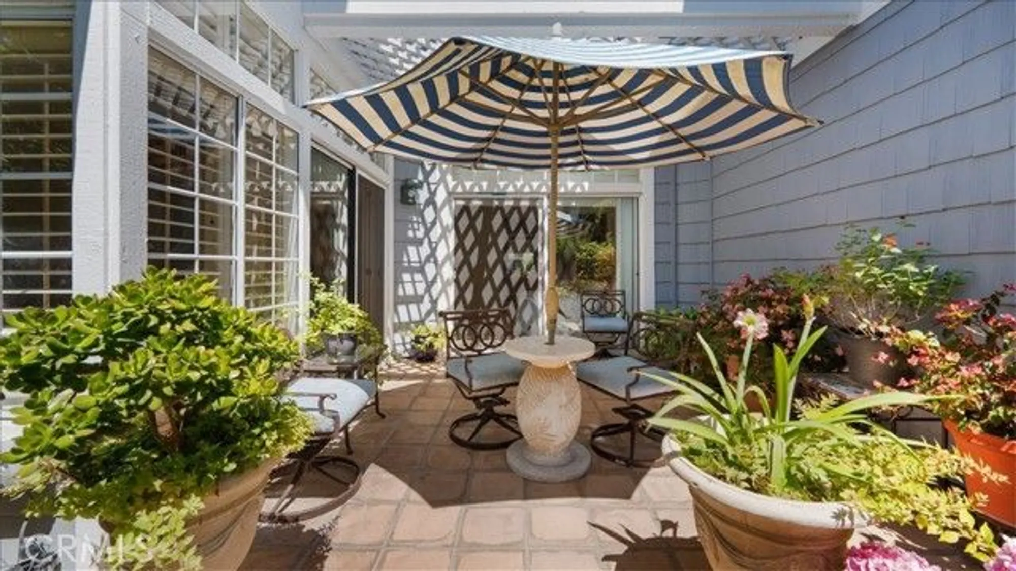 Property Slideshow image 28 of 39 | 3620 daffodil ave # 31, Corona Del Mar, CA, 92625
