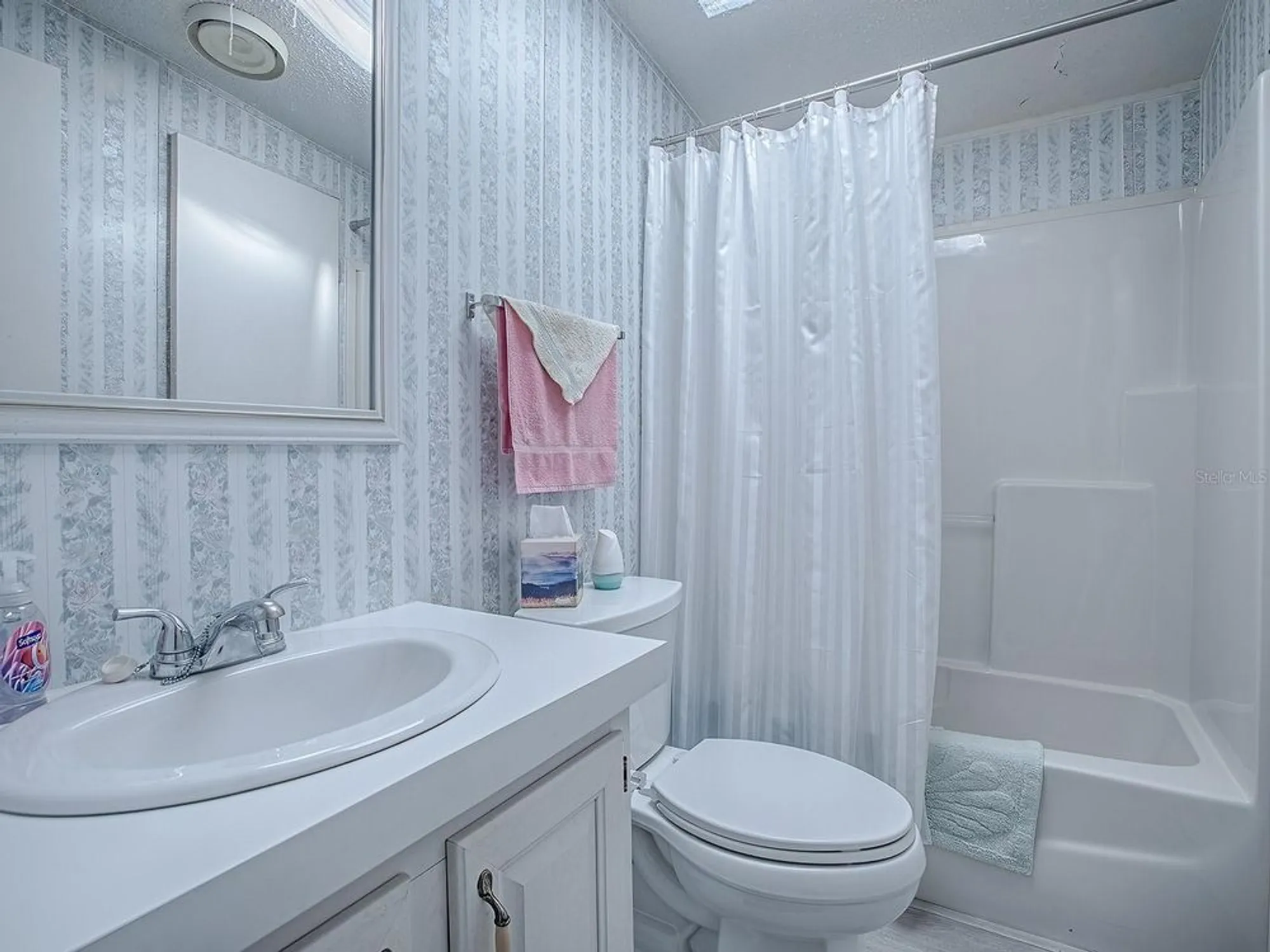 Property Slideshow image 16 of 23 | 730 cottage park ln, Leesburg, FL, 34748