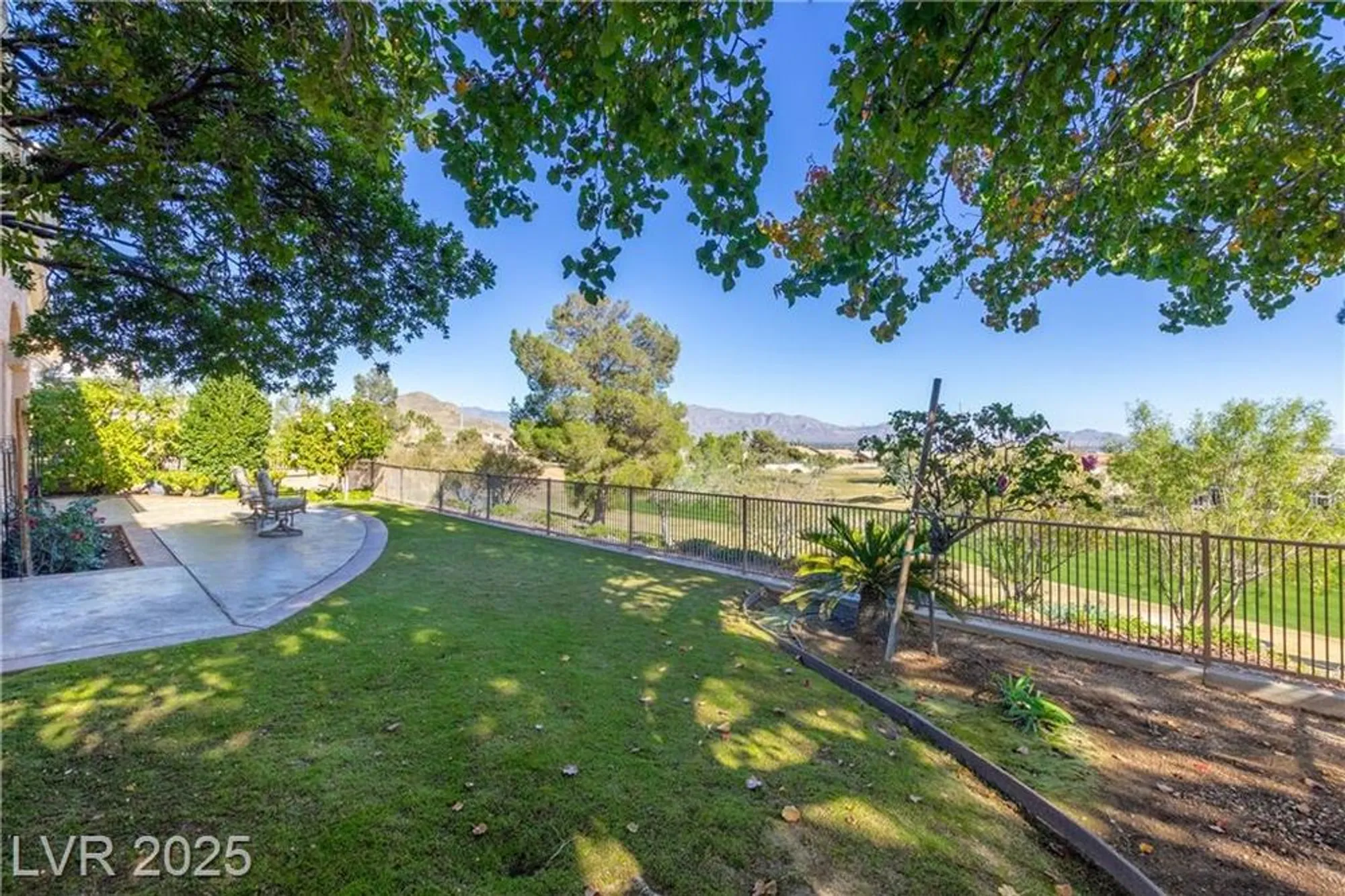 Property Slideshow image 25 of 29 | 3024 highland falls dr, Las Vegas, NV, 89134