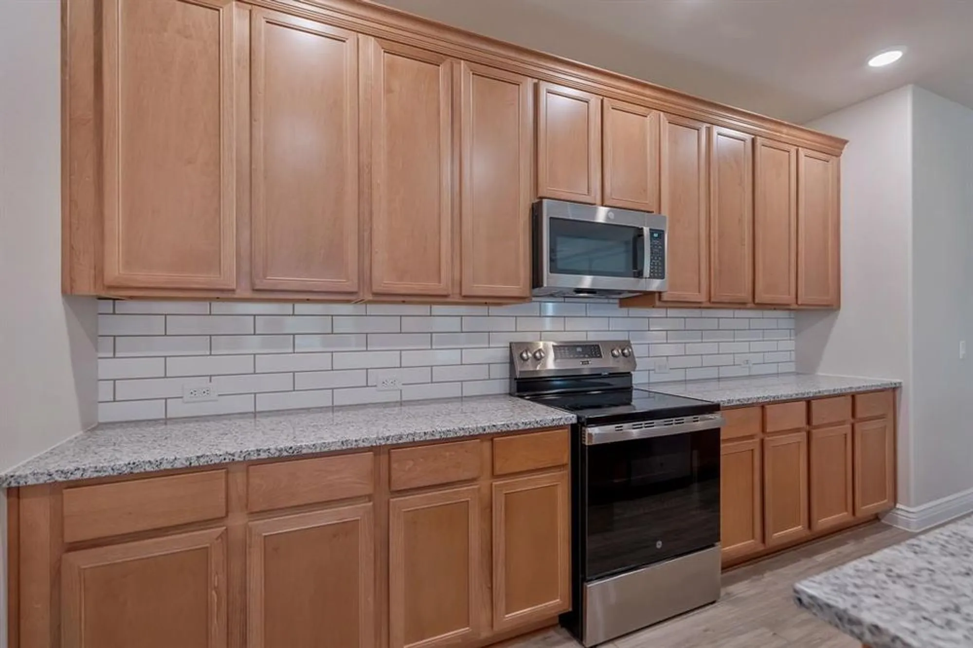 Property Slideshow image 11 of 36 | 11404 iron bark dr, Denton, TX, 76207