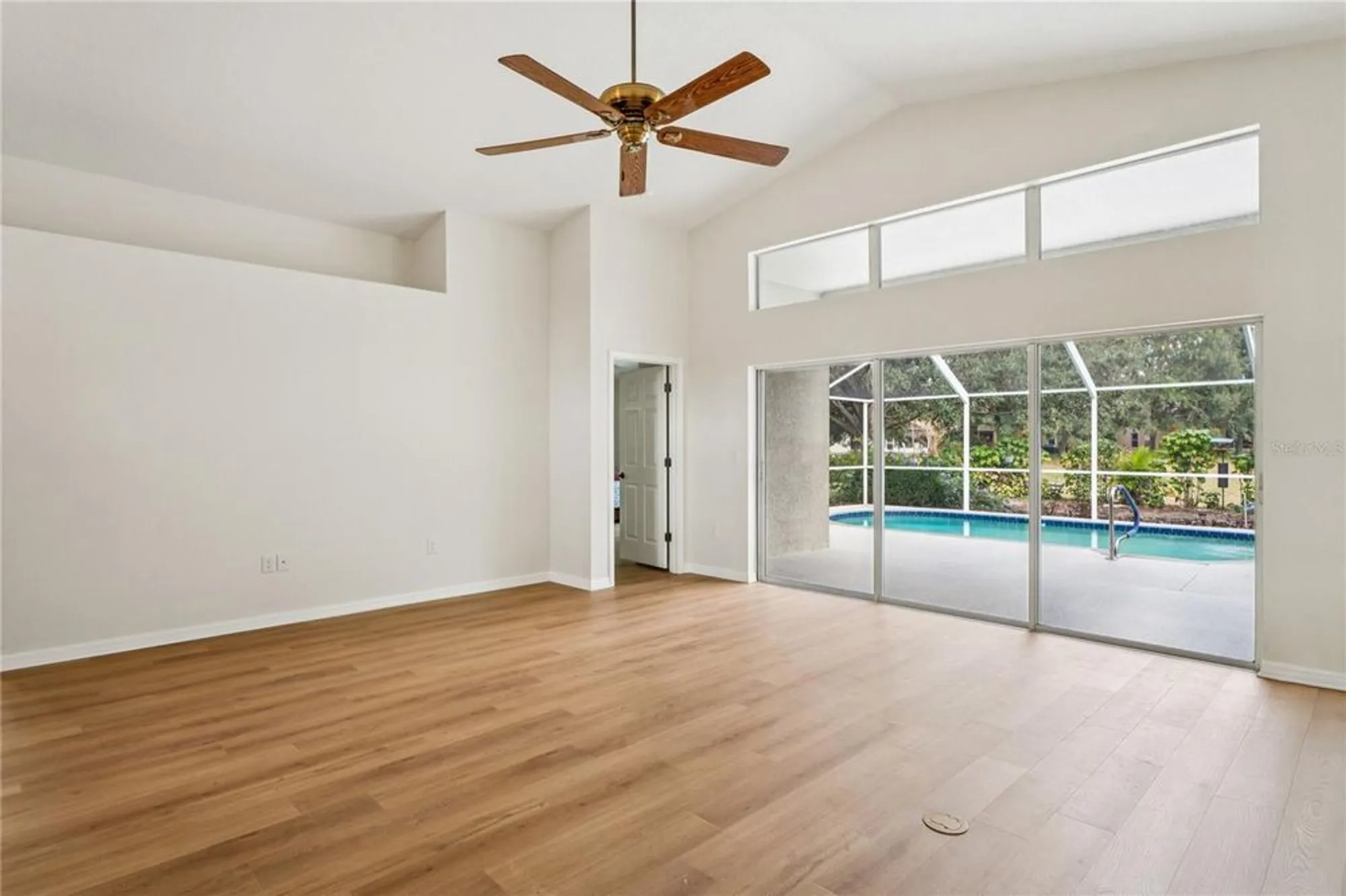 Property Slideshow image 6 of 81 | 322 greenwich cir, Spring Hill, FL, 34609