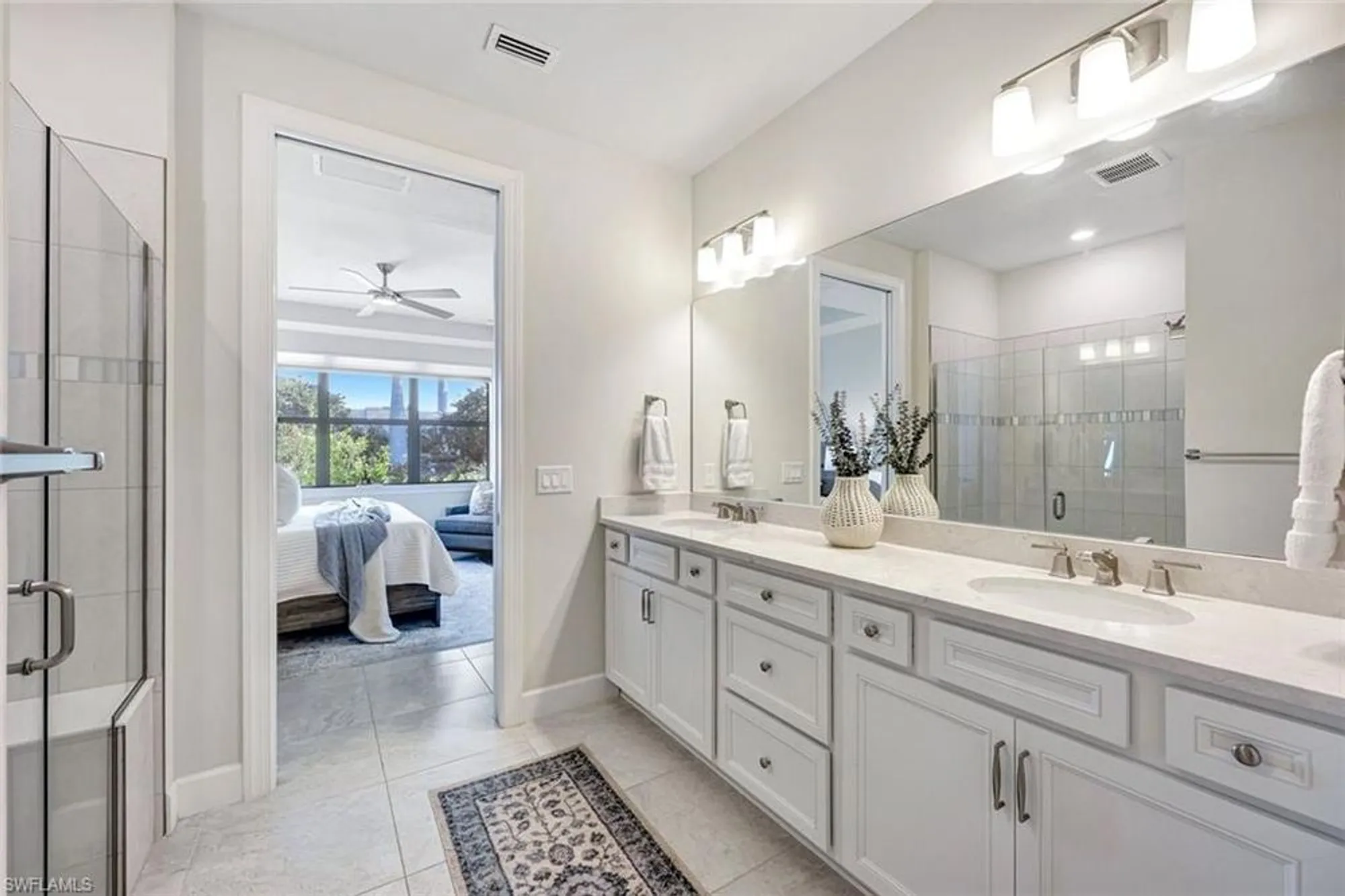 Property Slideshow image 15 of 32 | 12240 canal grande dr, Fort Myers, FL, 33913