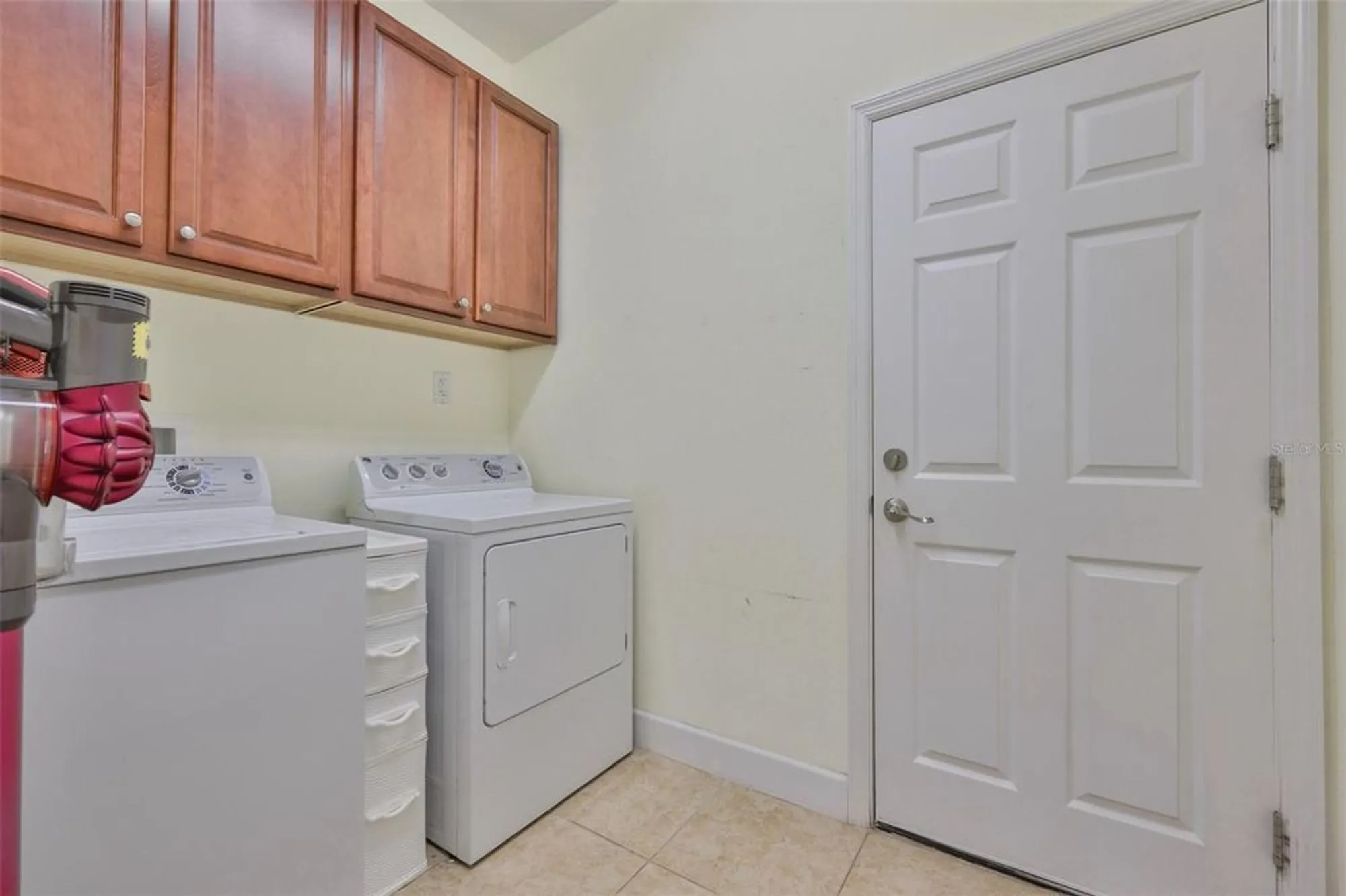 Property Slideshow image 36 of 77 | 2241 nottingham greens dr, Sun City Center, FL, 33573