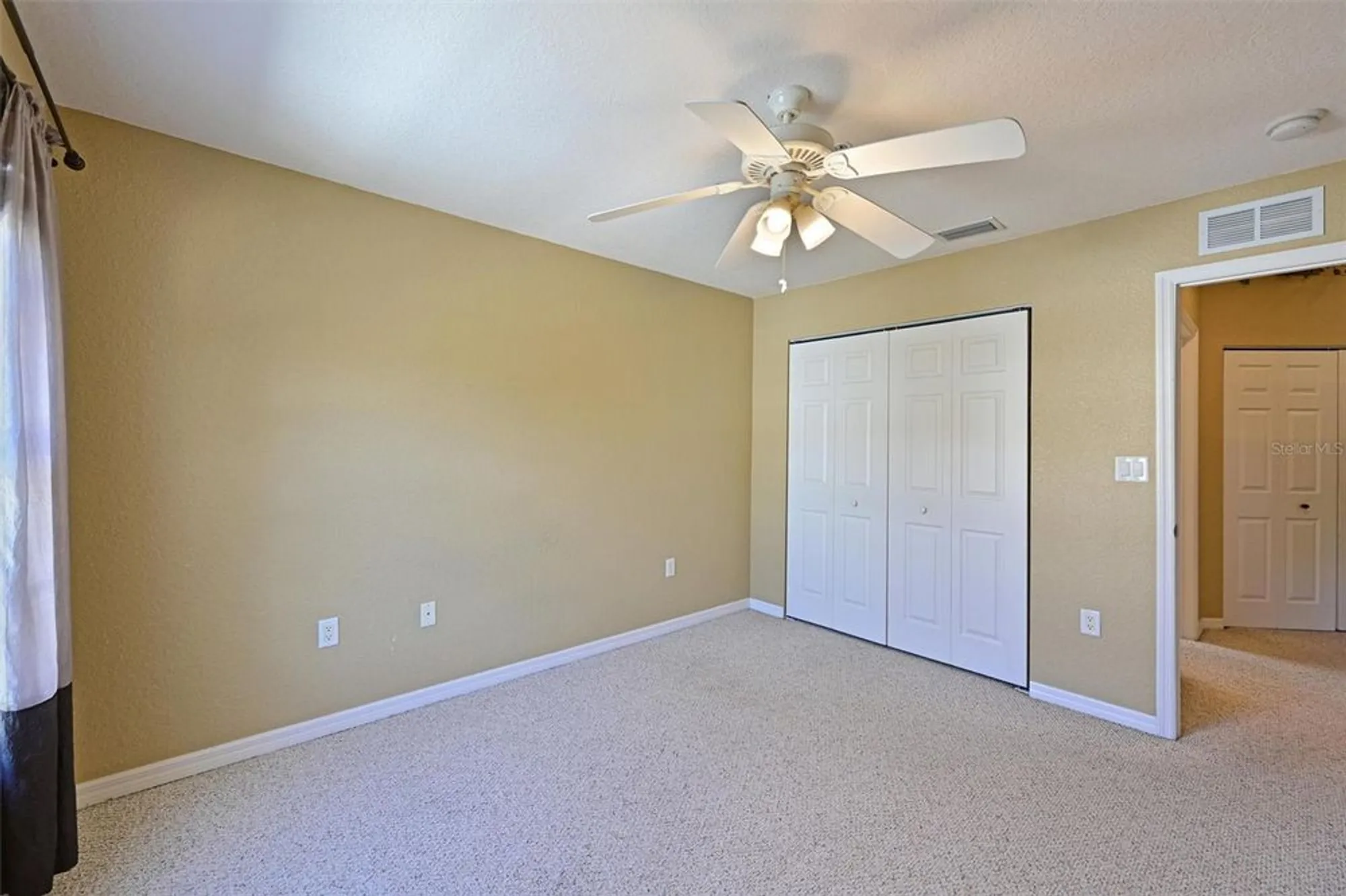 Property Slideshow image 15 of 28 | 6335 bay cedar ln, Bradenton, FL, 34203