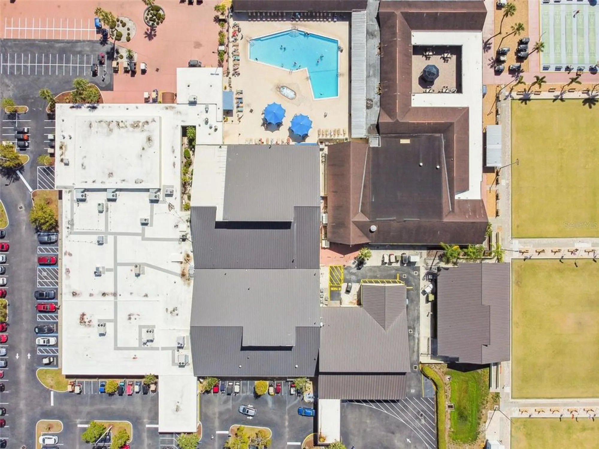 Property Slideshow image 44 of 44 | 2309 lyndhurst dr, Sun City Center, FL, 33573