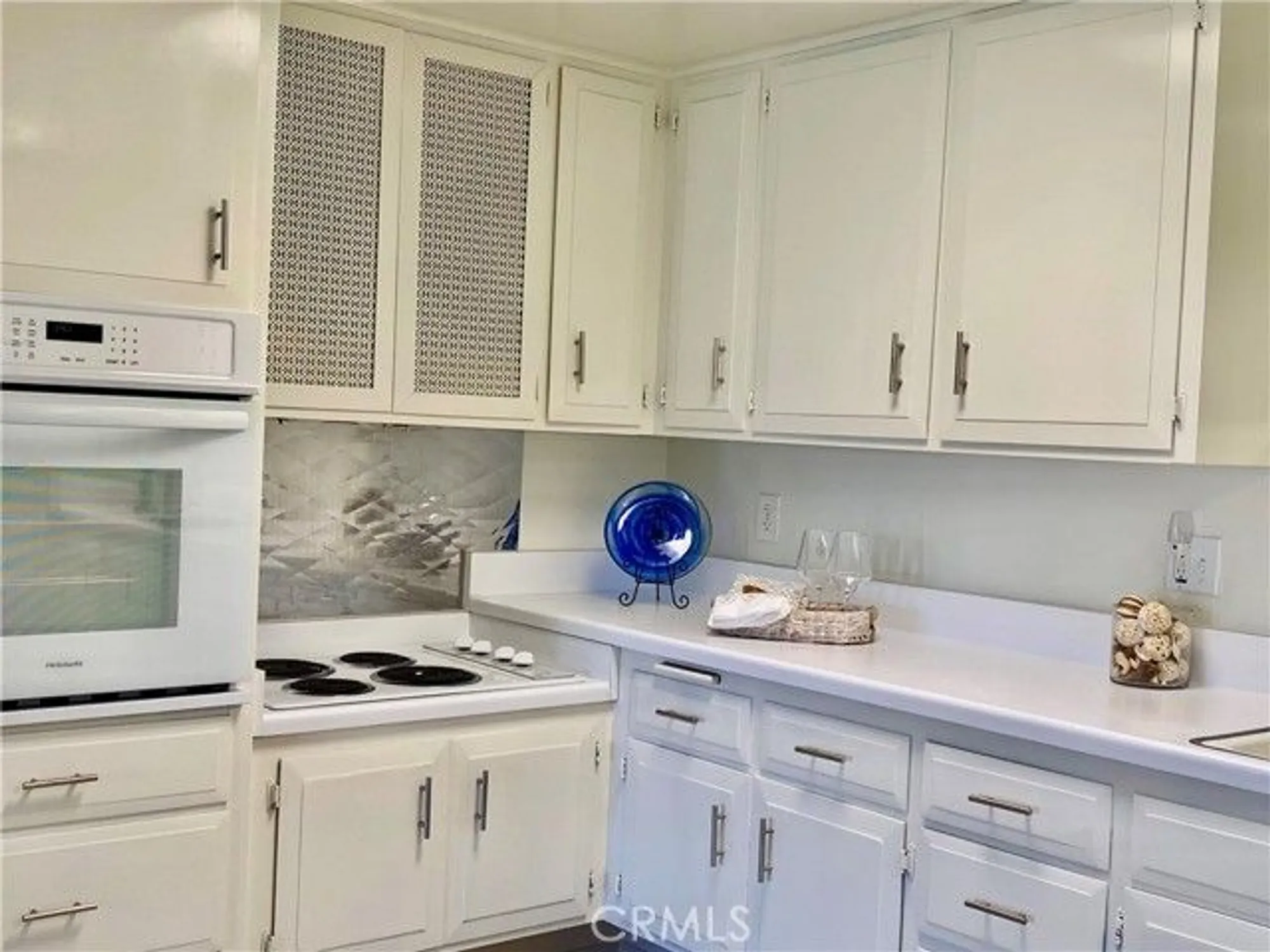 Property Slideshow image 15 of 30 | 13800 annadale dr, Seal Beach, CA, 90740
