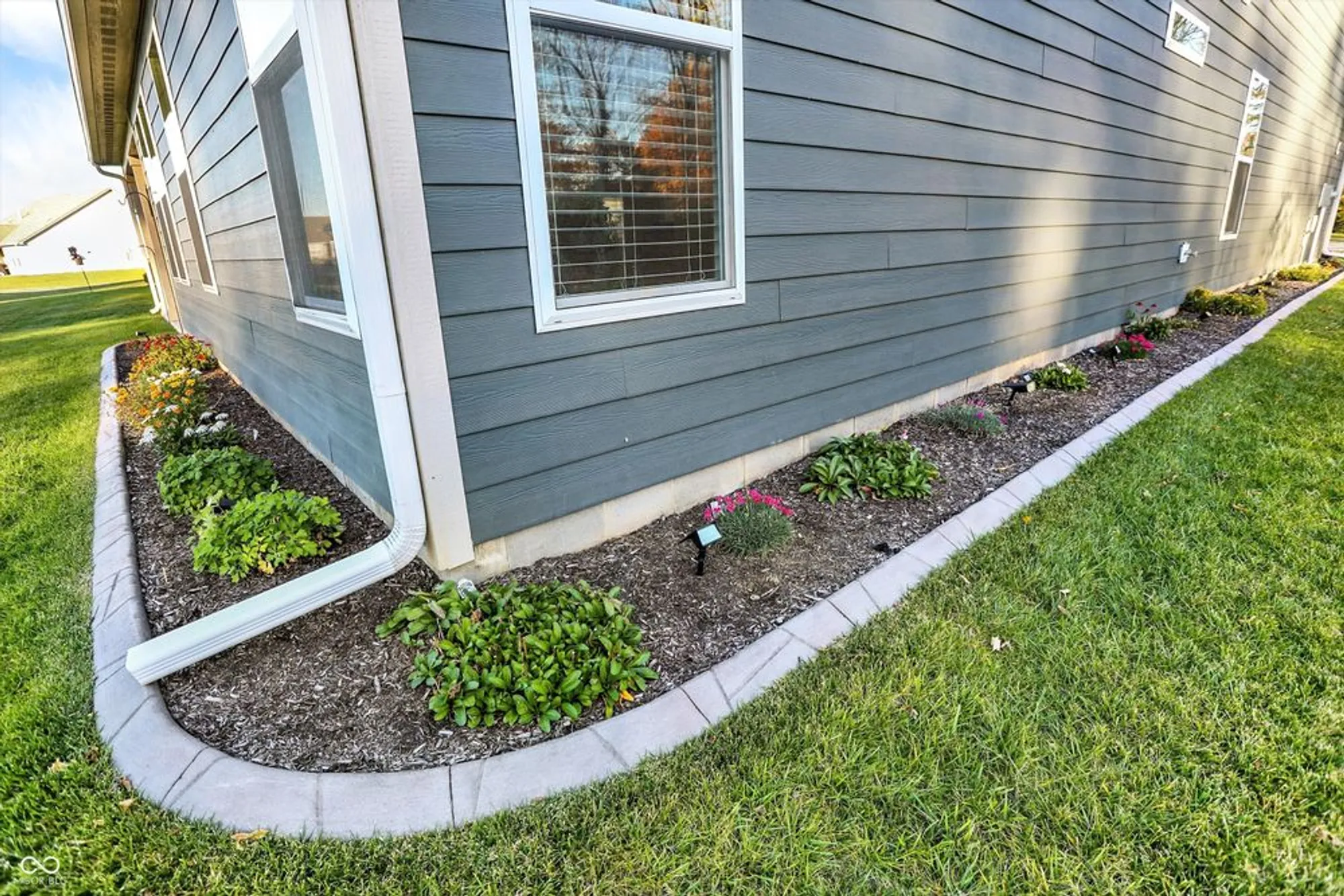 Property Slideshow image 4 of 55 | 3533 brunstfield ct, Bargersville, IN, 46106