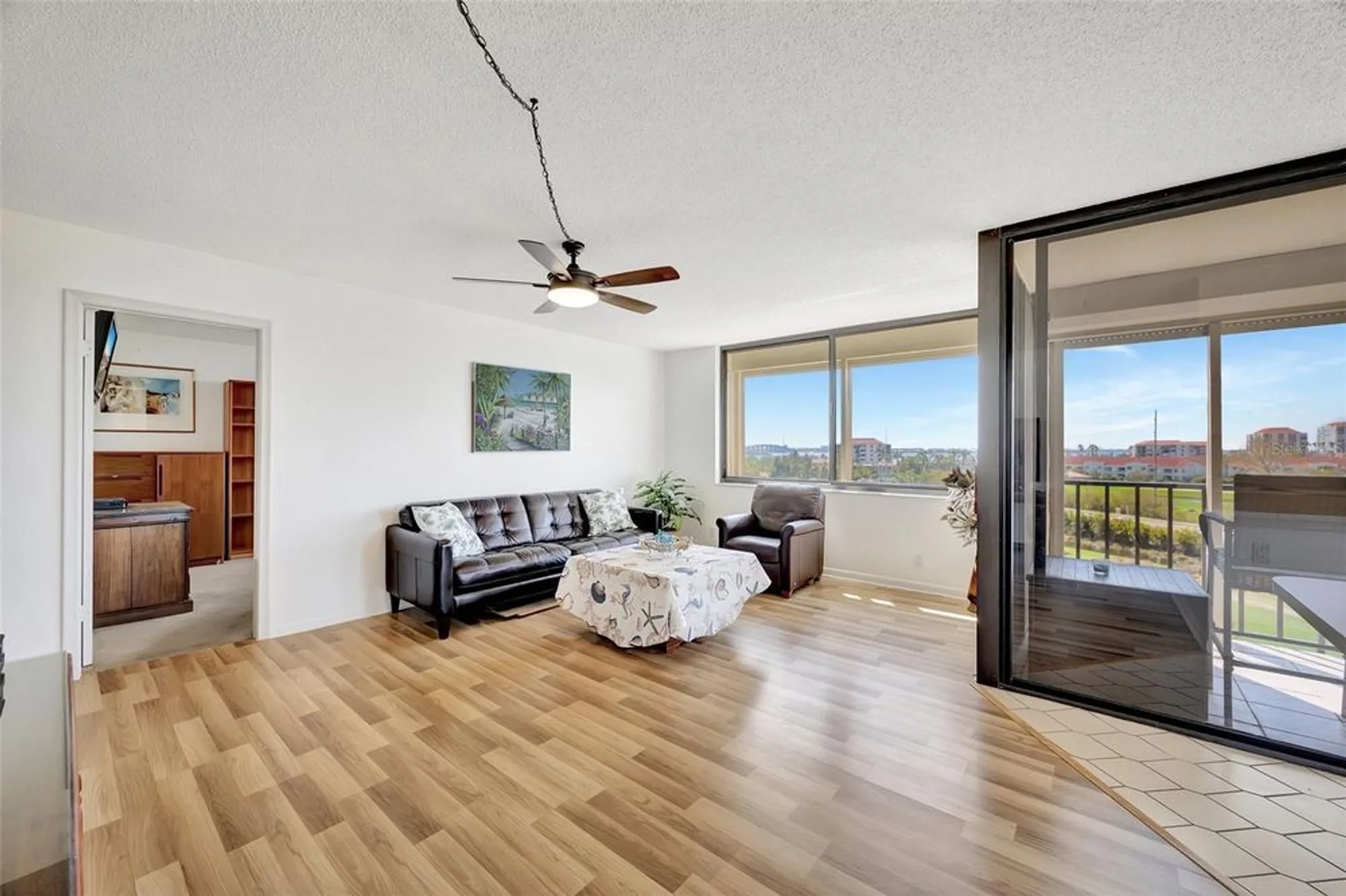 Property Slideshow image 10 of 31 | 6269 palma del mar blvd s apt 608, St Petersburg, FL, 33715