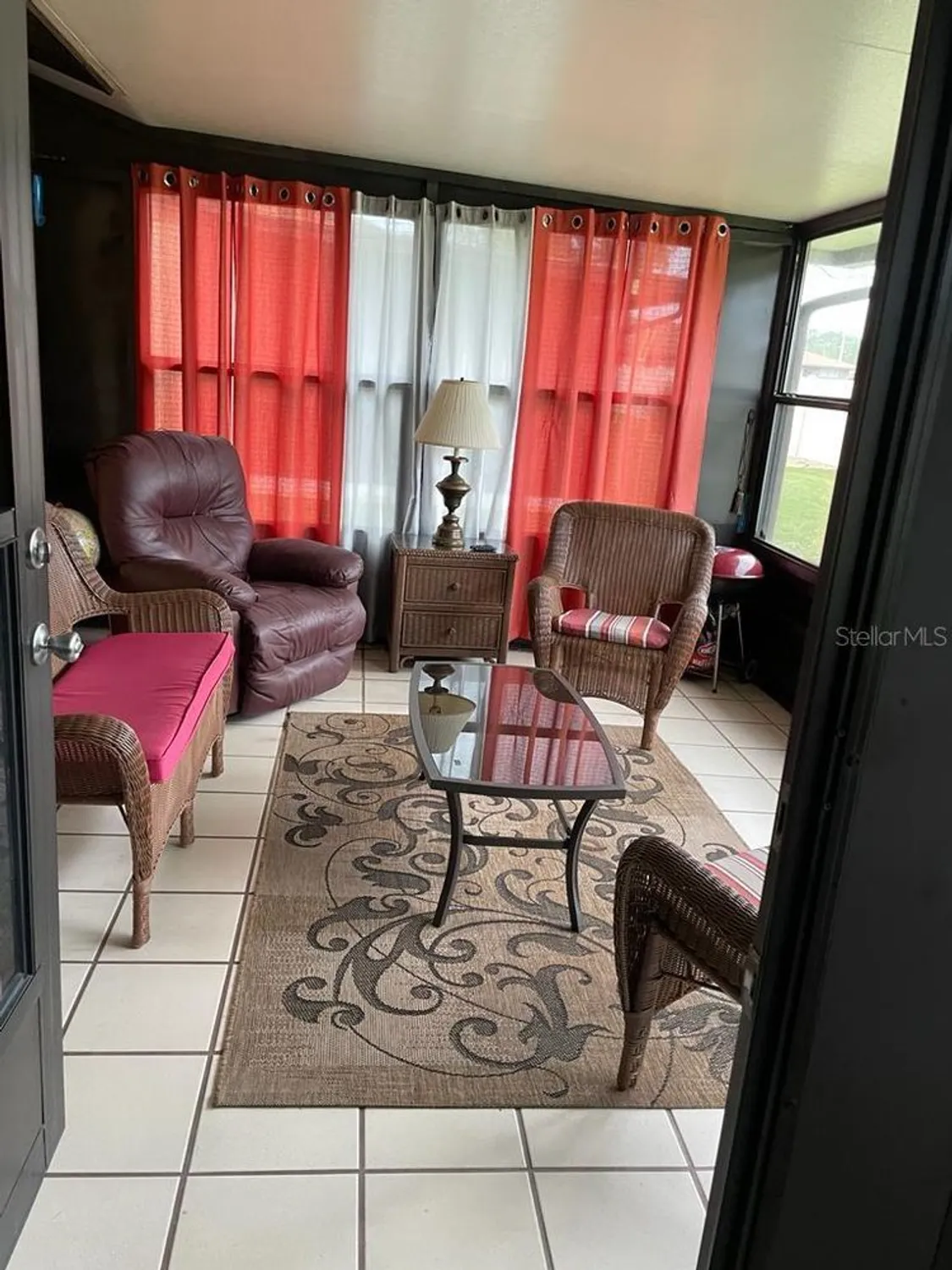 Property Slideshow image 8 of 8 | 3718 thunderbird hill cir, Sebring, FL, 33872