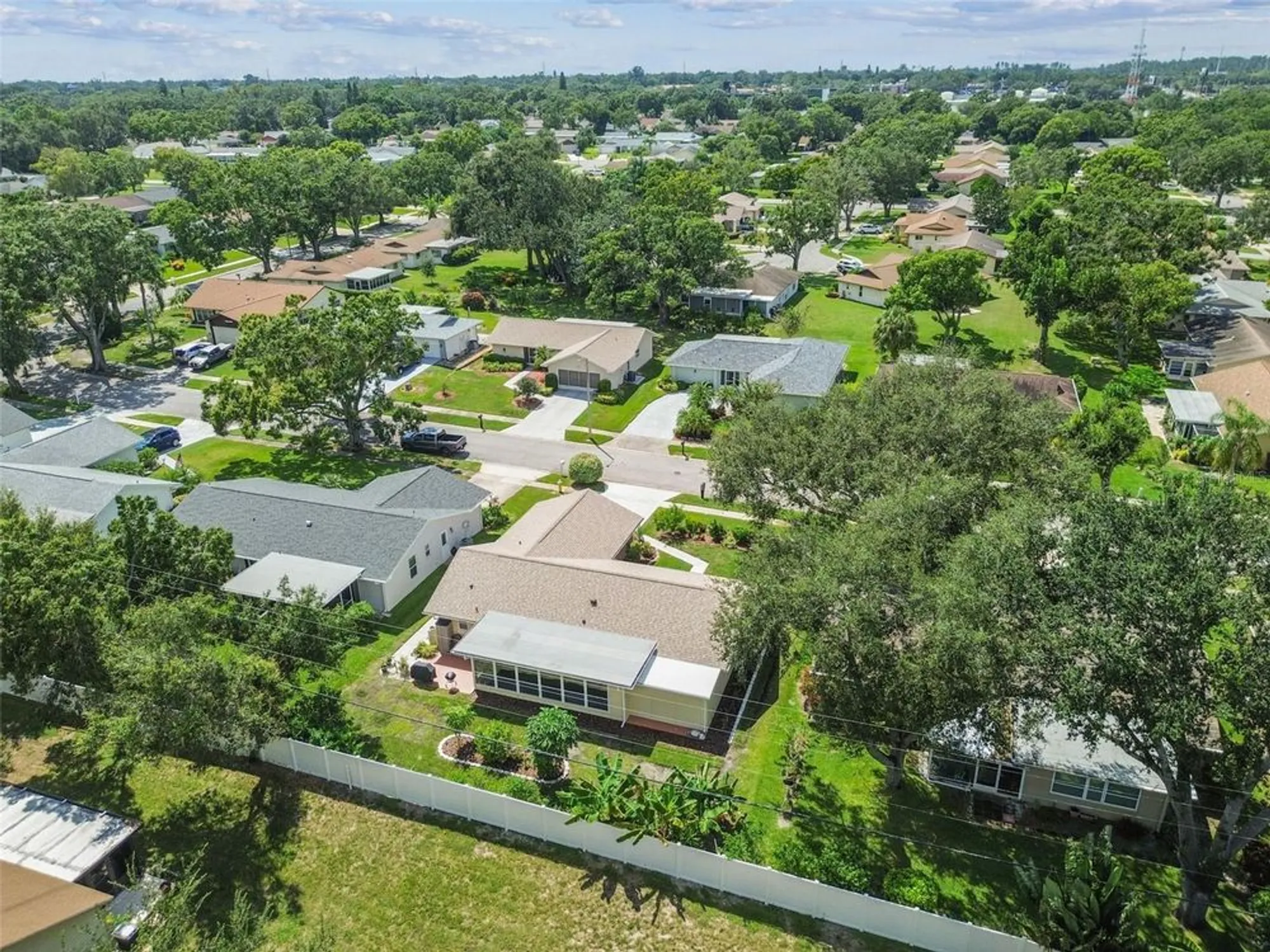 Property Slideshow image 78 of 99 | 2834 thistle ct, Palm Harbor, FL, 34684