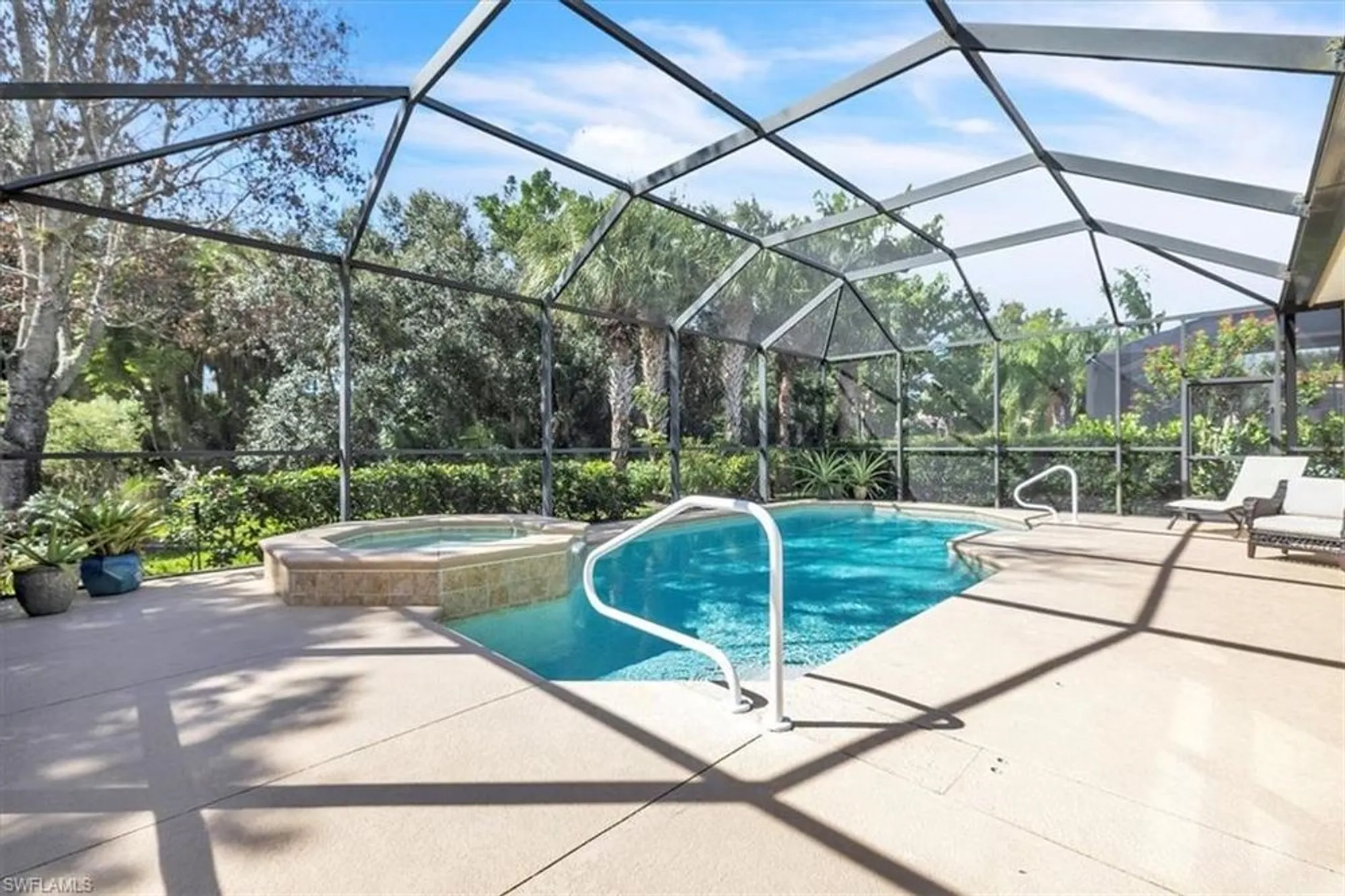 Property Slideshow image 33 of 50 | 3470 lakeview isle ct, Fort Myers, FL, 33905