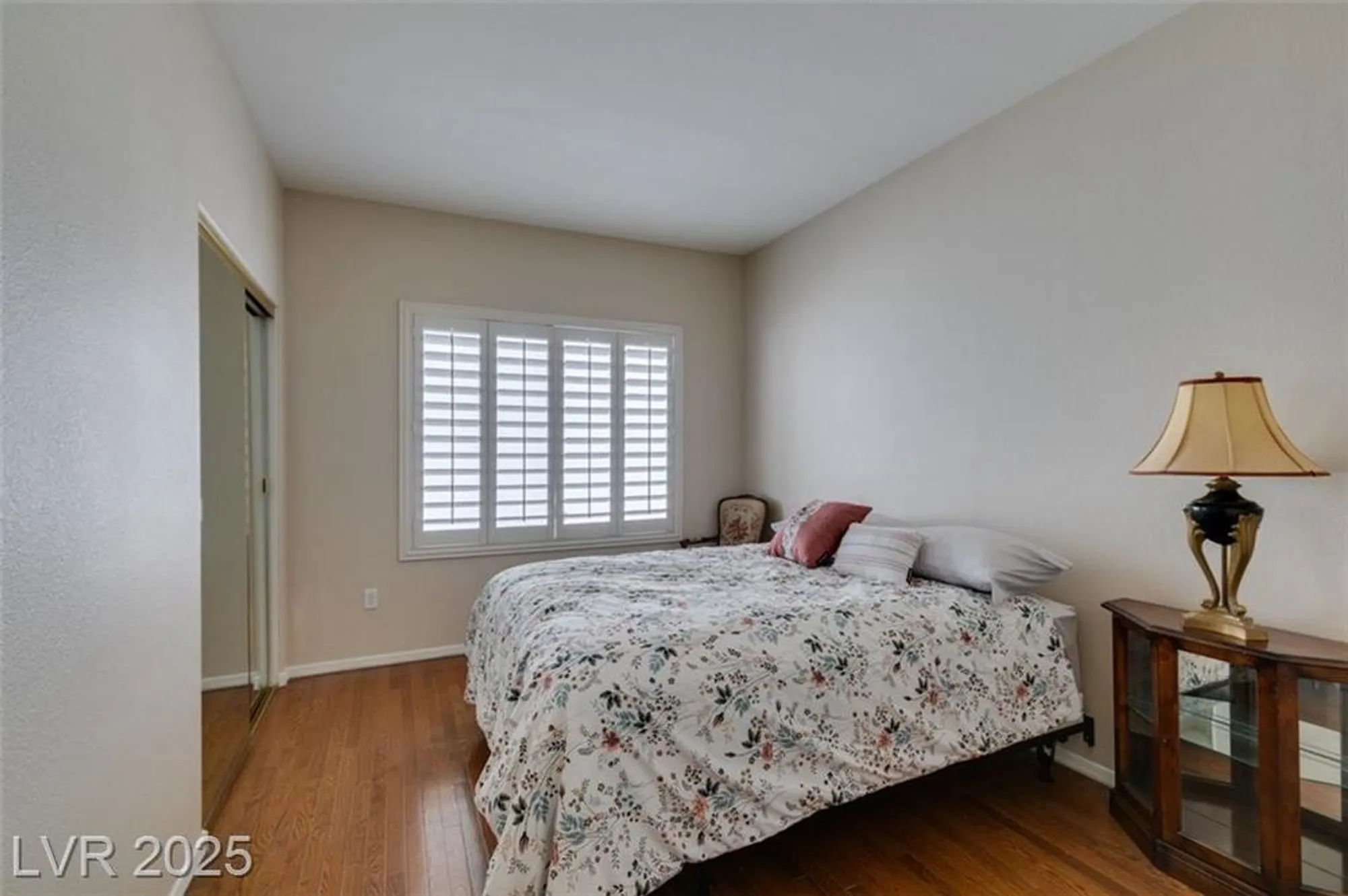 Property Slideshow image 17 of 34 | 2165 king mesa dr, Henderson, NV, 89012