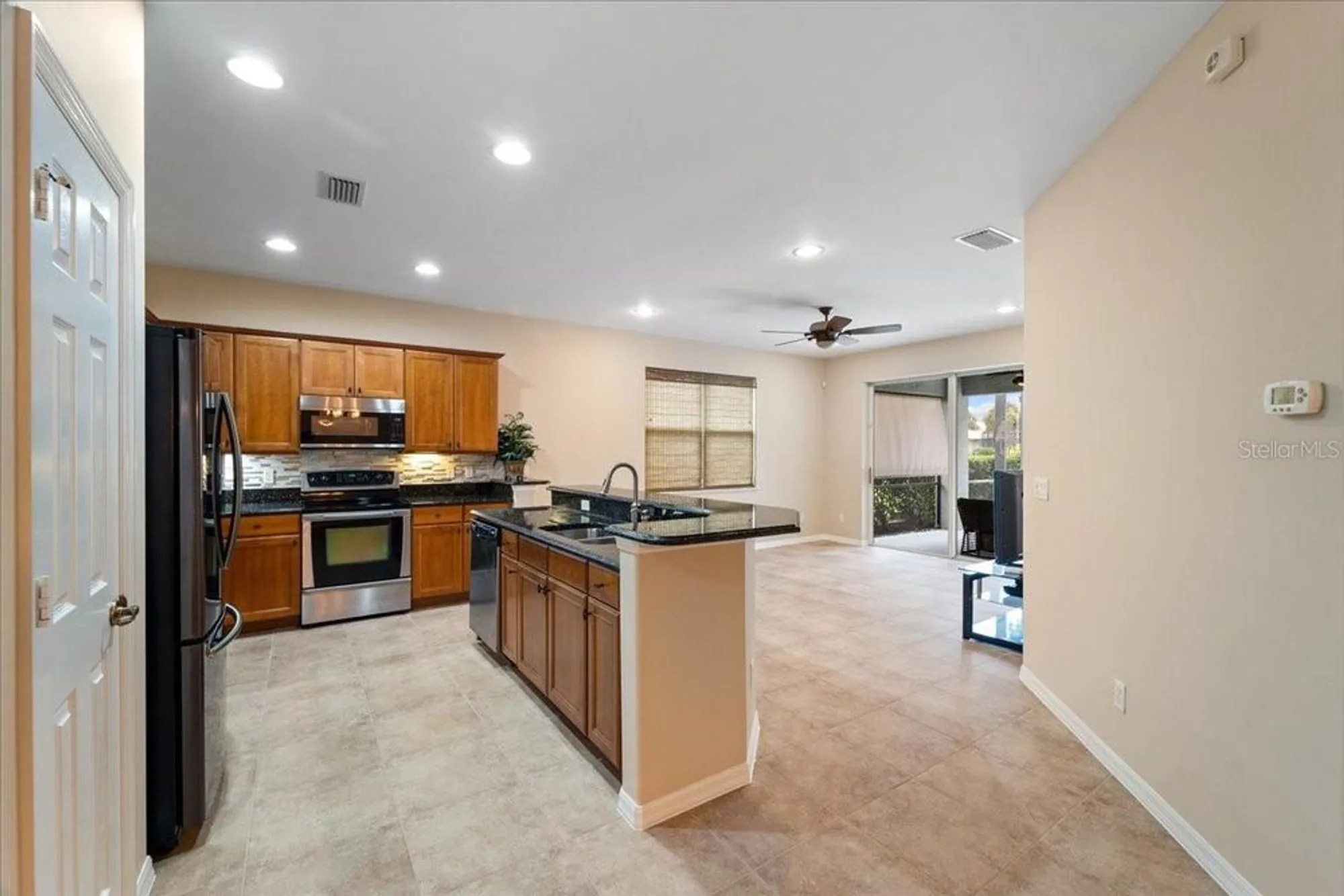 Property Slideshow image 7 of 39 | 10662 camarelle cir, Fort Myers, FL, 33913