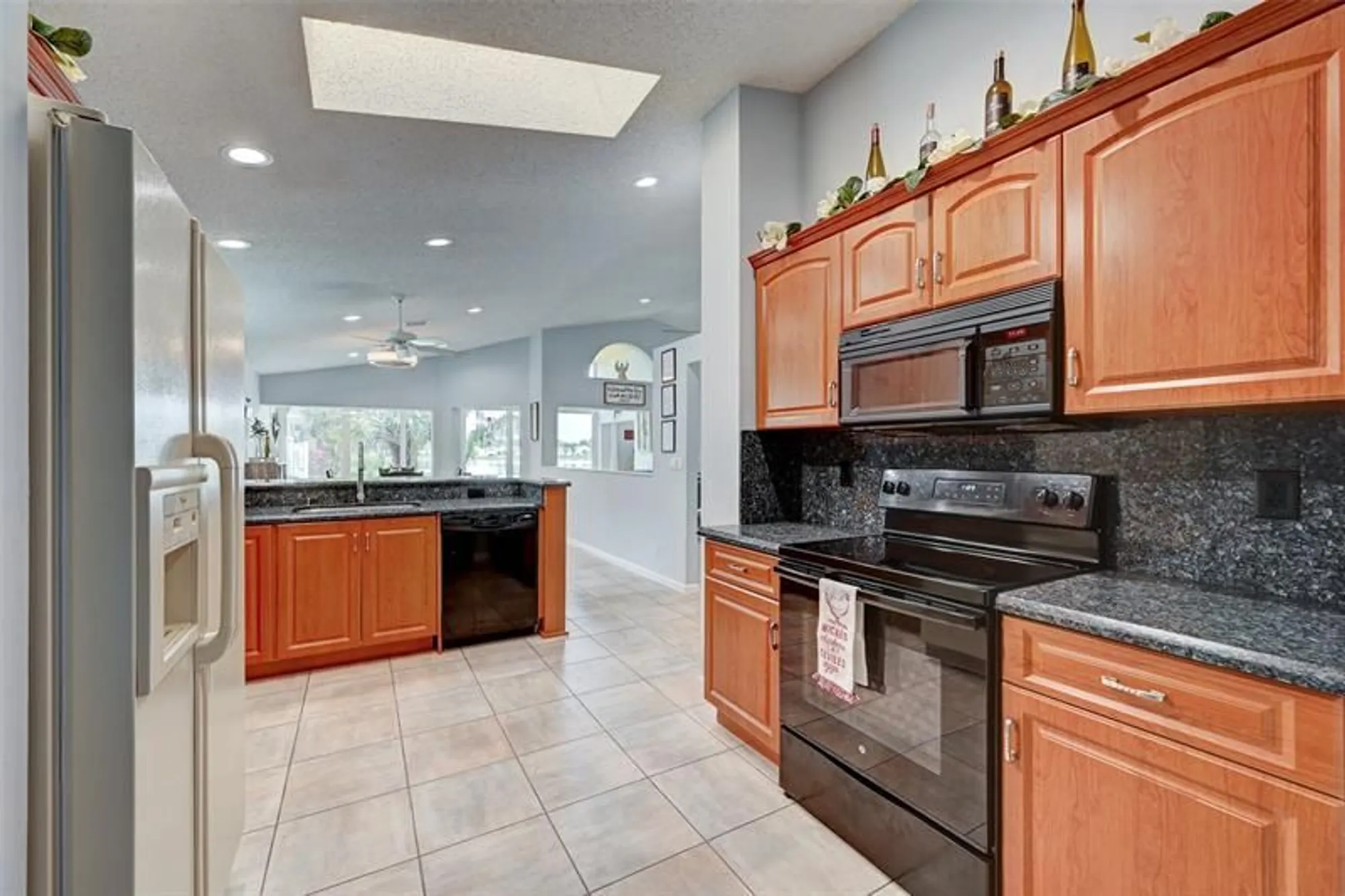 Property Slideshow image 13 of 60 | 7891 waterfall ter, Boynton Beach, FL, 33437