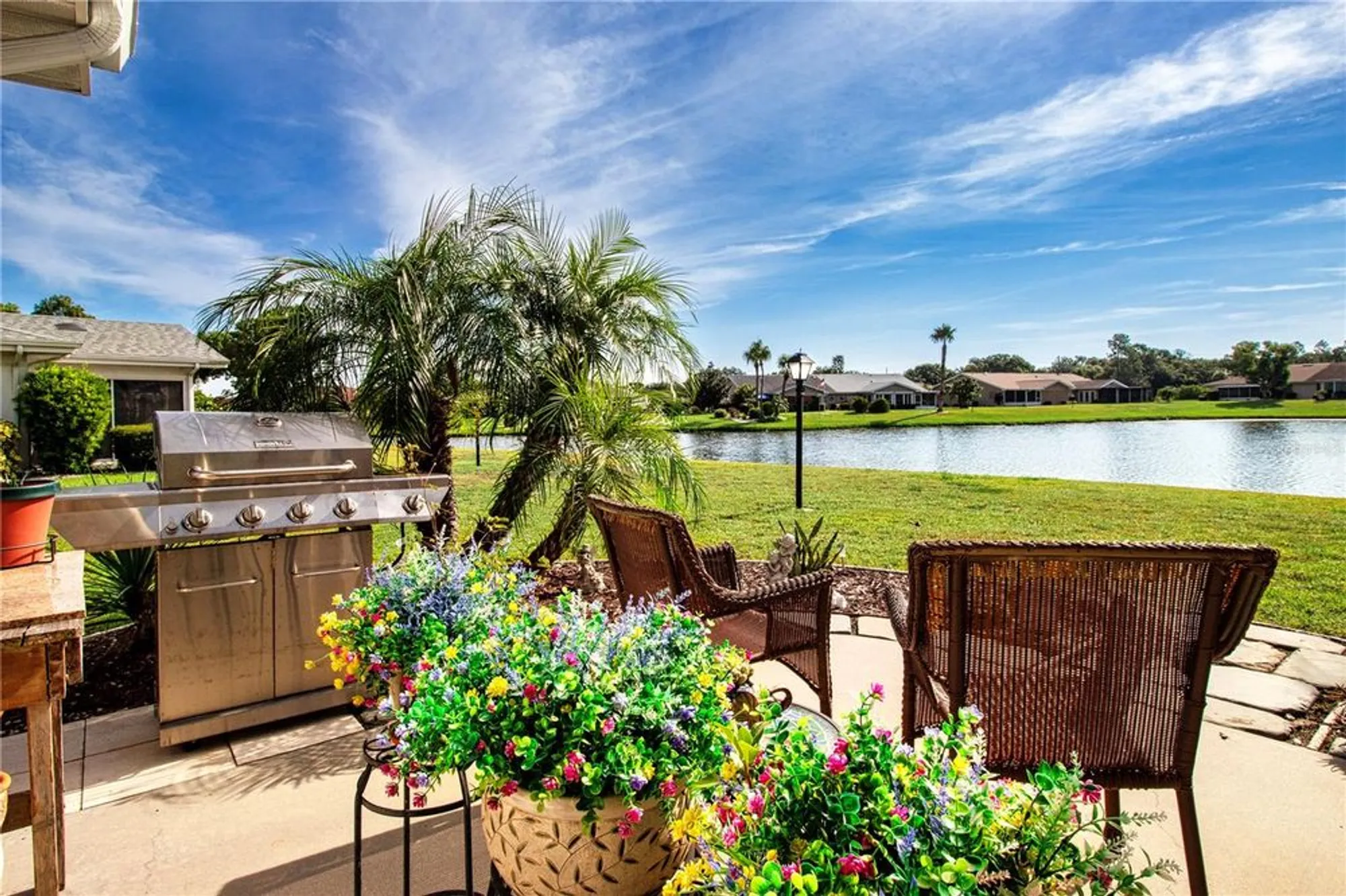 Property Slideshow image 32 of 49 | 1201 bluewater dr, Sun City Center, FL, 33573