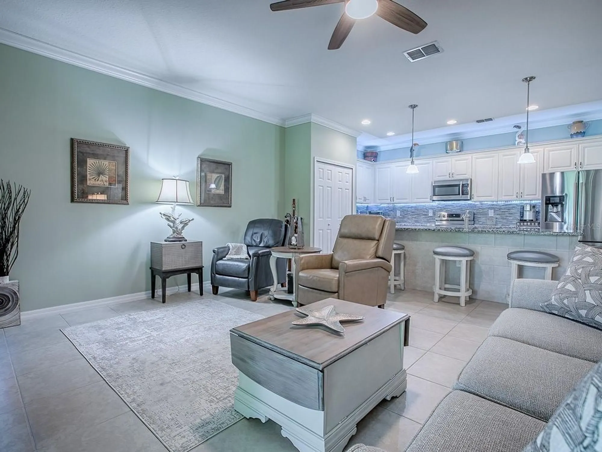 Property Slideshow image 11 of 37 | 26939 white plains way, Leesburg, FL, 34748