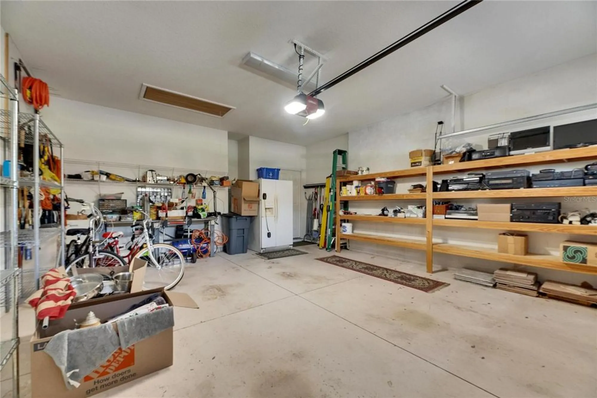 Property Slideshow image 53 of 97 | 144 silver falls dr, Apollo Beach, FL, 33572