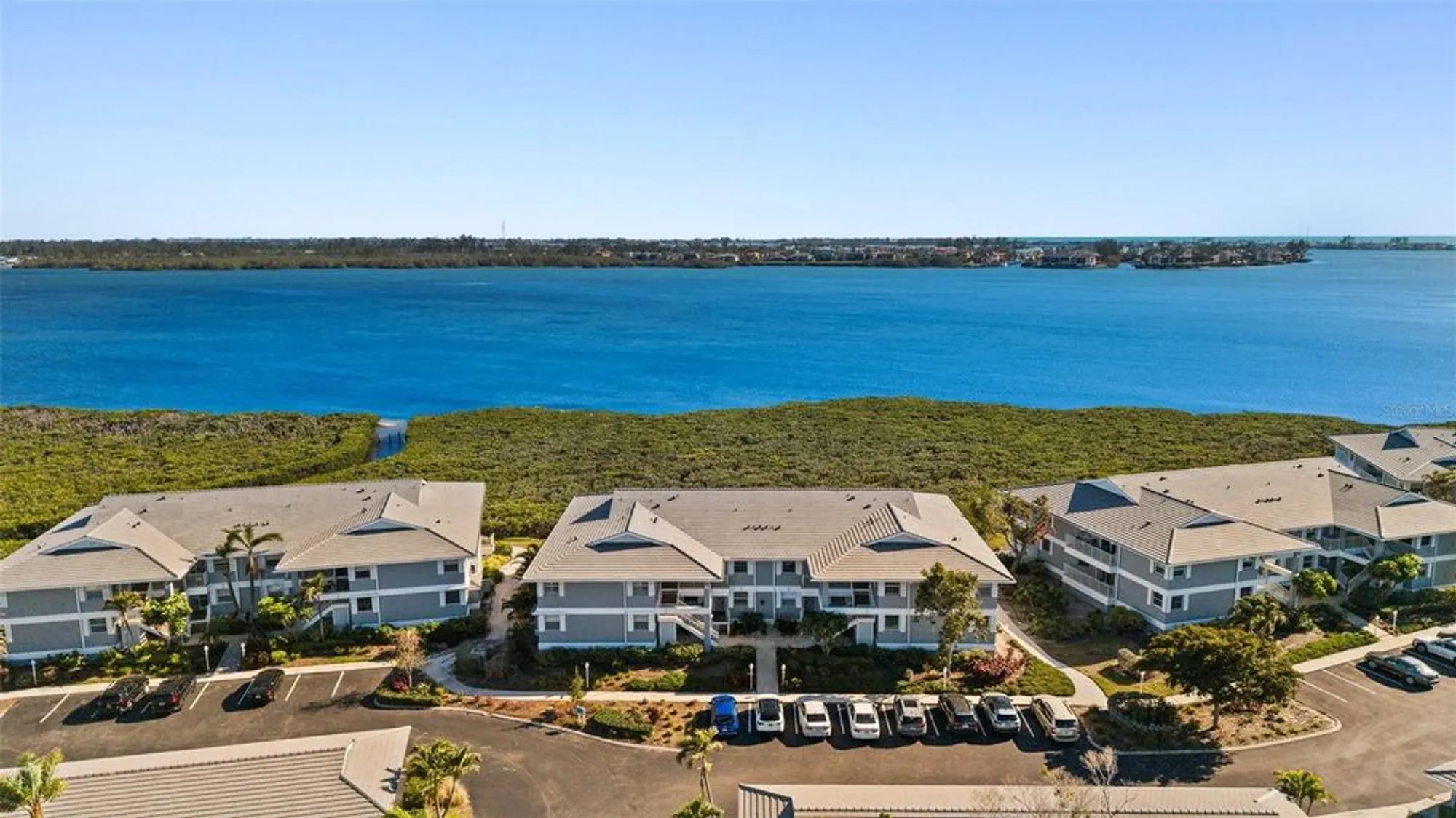 Property Slideshow image 45 of 52 | 1323 perico point cir # 107, Bradenton, FL, 34209