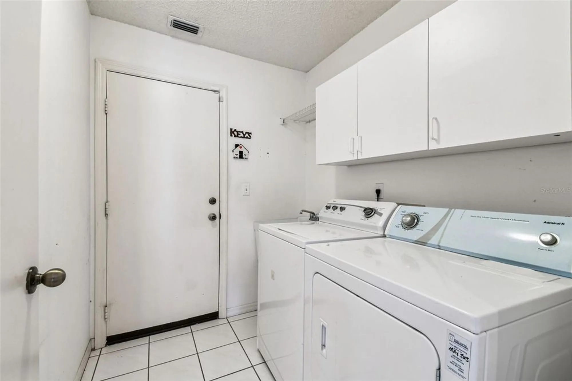 Property Slideshow image 18 of 39 | 2305 e del webb blvd, Sun City Center, FL, 33573