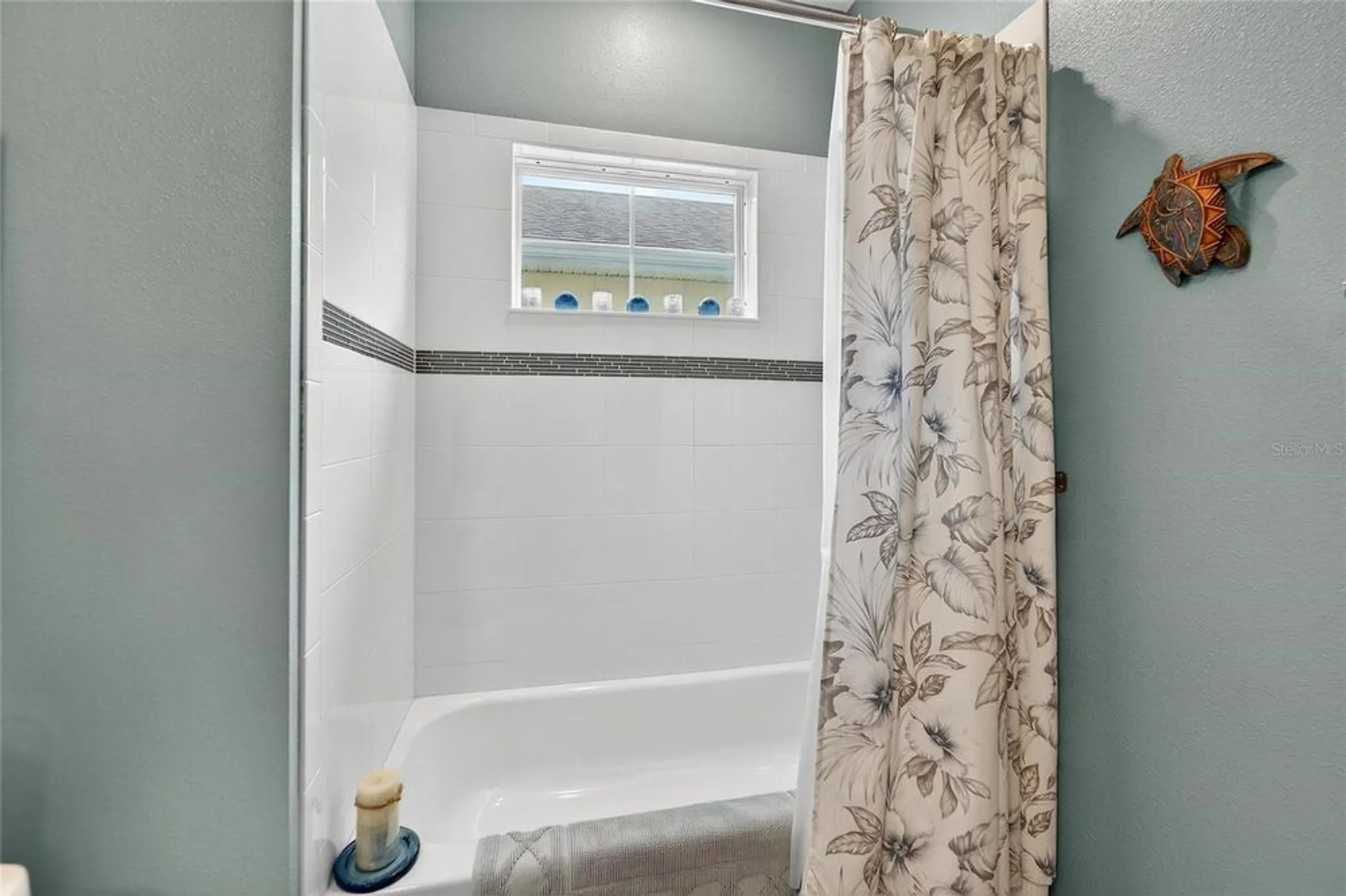 Property Slideshow image 36 of 87 | 623 winterside dr, Apollo Beach, FL, 33572