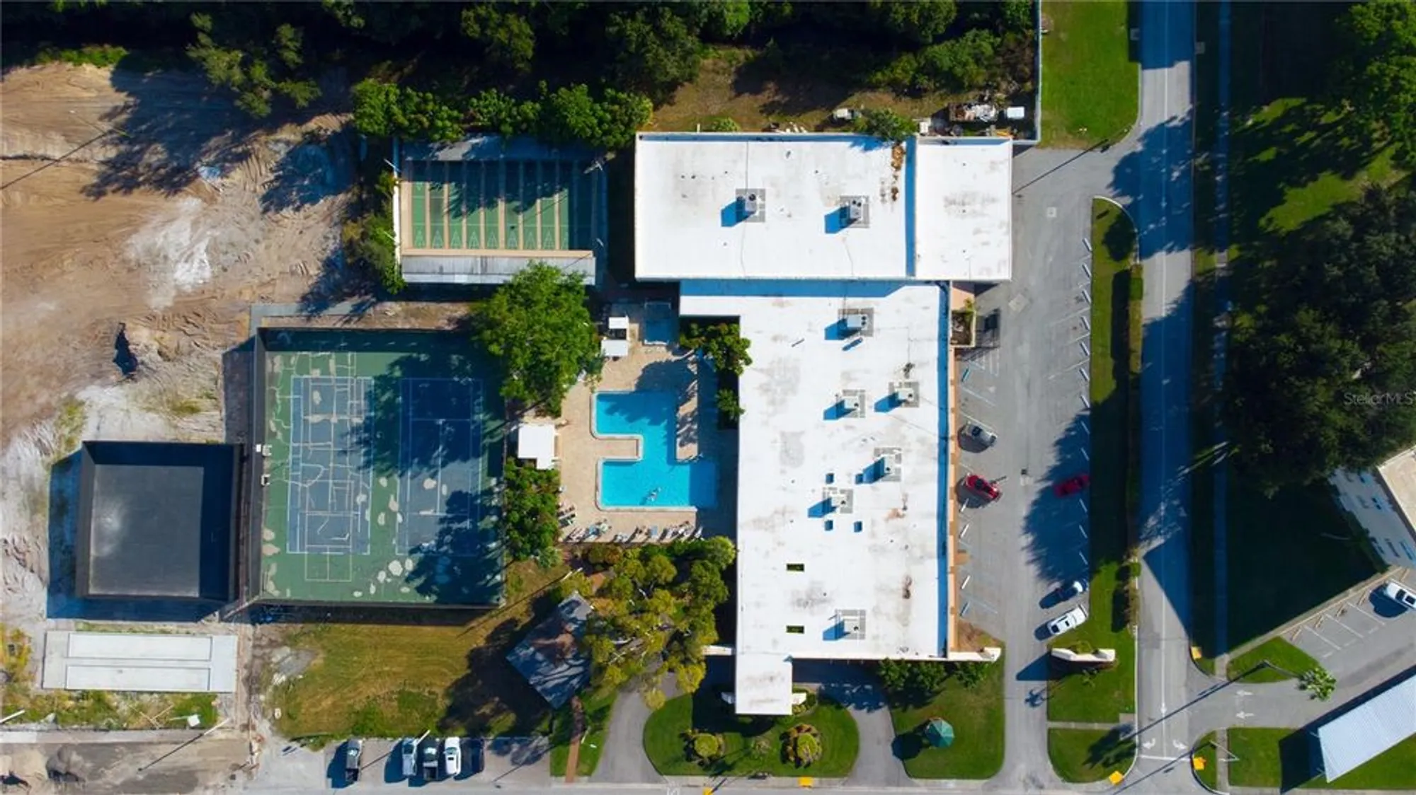 Property Slideshow image 20 of 25 | 5530 80th st n unit c201, St Petersburg, FL, 33709