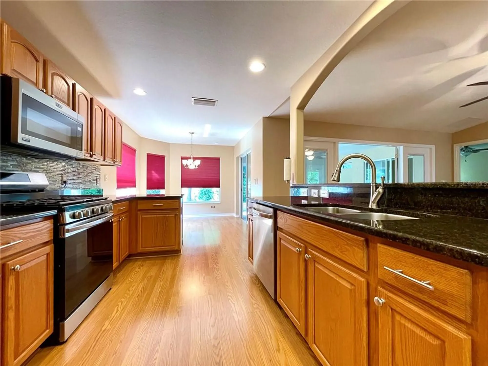 Property Slideshow image 16 of 61 | 16405 sw 14th avenue rd, Ocala, FL, 34473