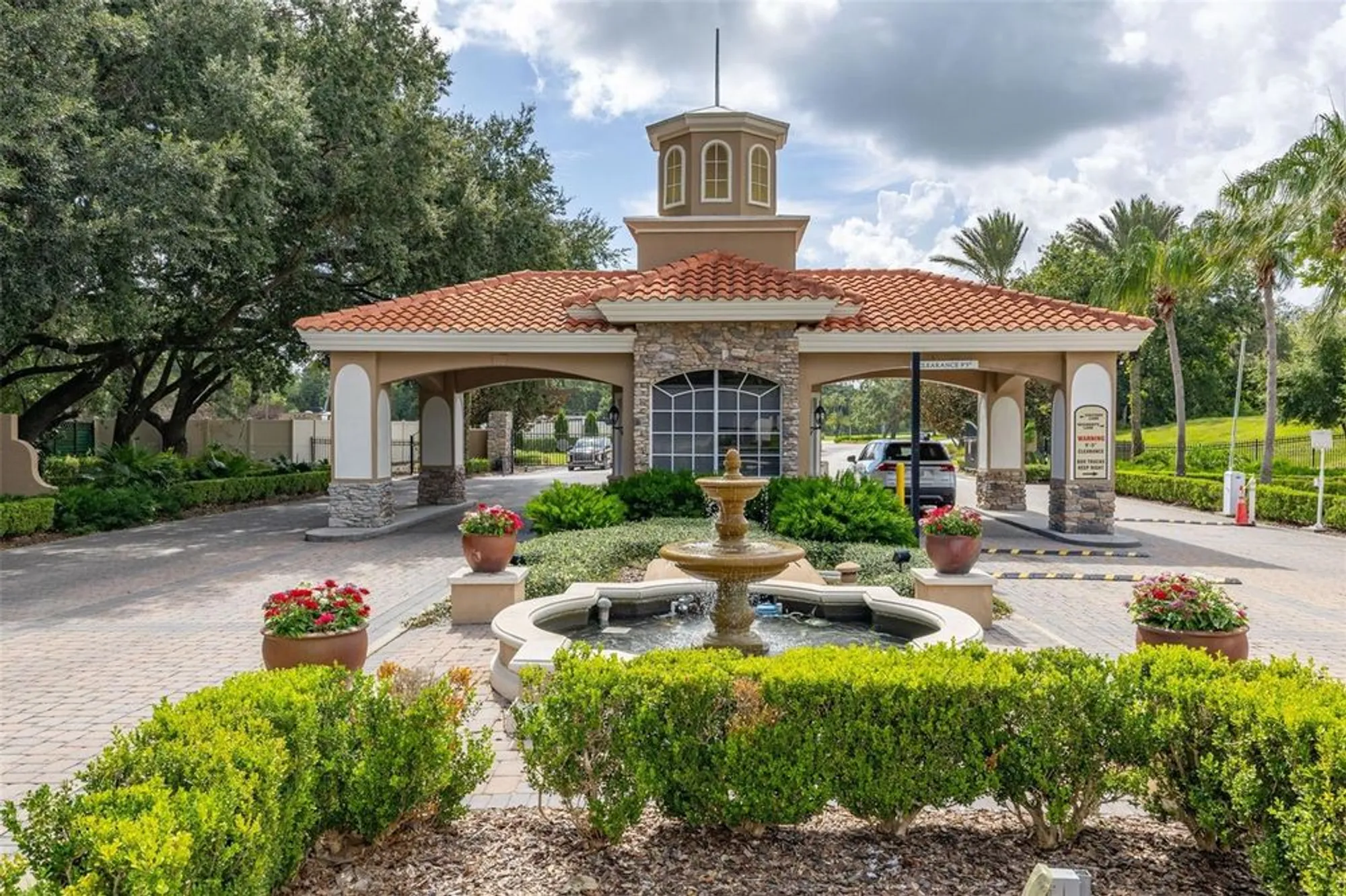 Property Slideshow image 4 of 65 | 322 high vista dr, Davenport, FL, 33837